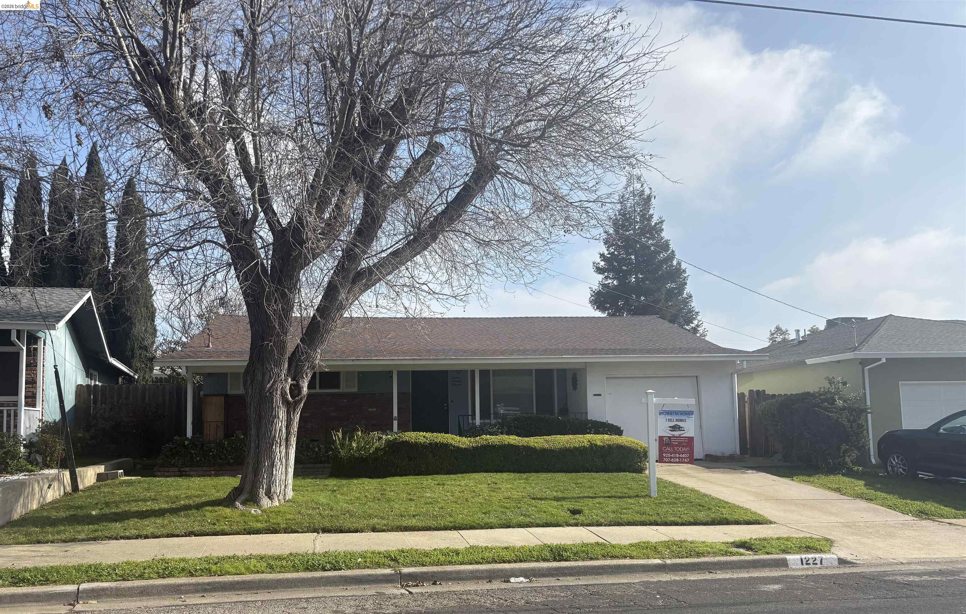 Front Image Thumbnail for EB41125651