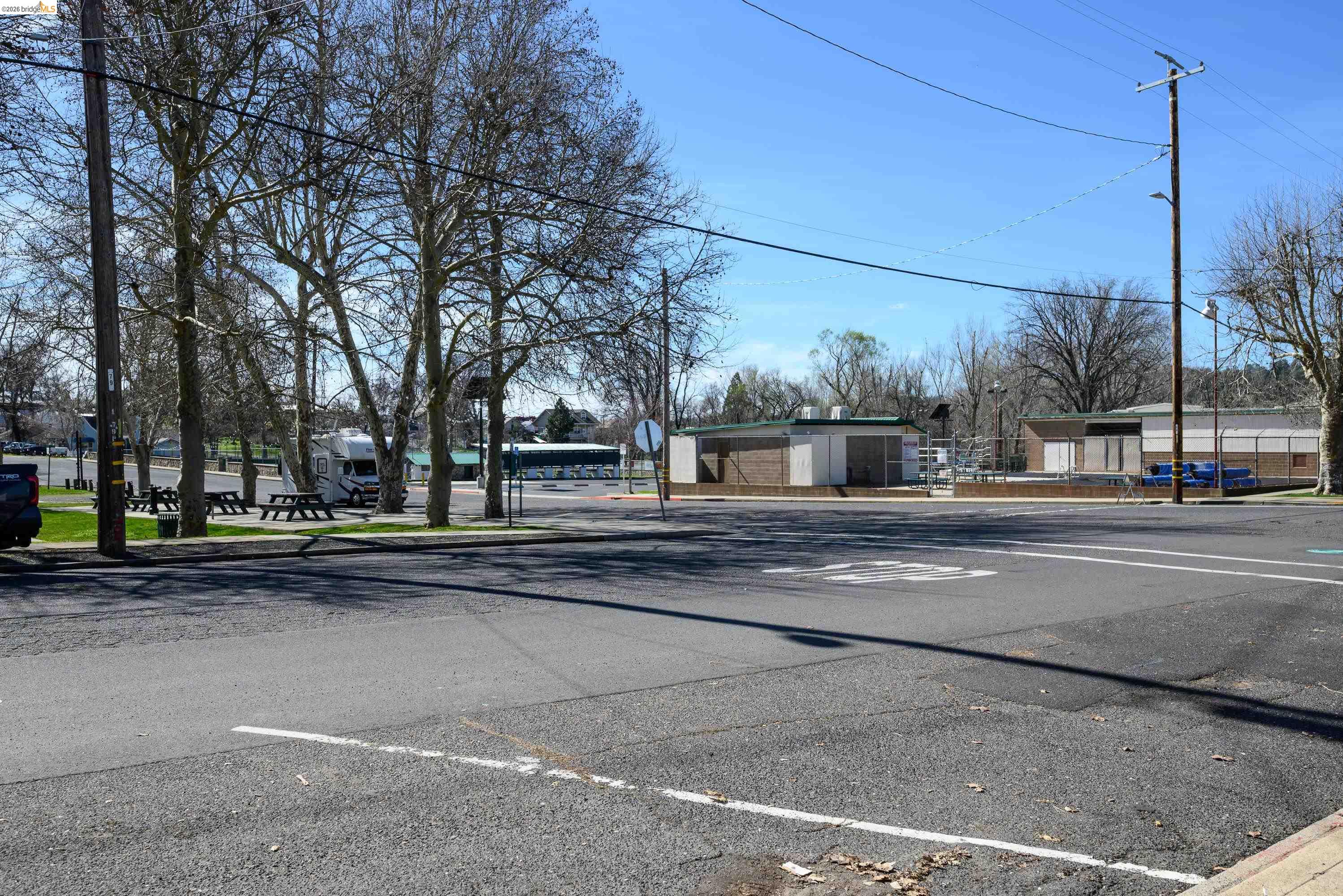 Detail Gallery Image 24 of 32 For 18370 Bay Ave, Tuolumne,  CA 95379 - 2 Beds | 2 Baths