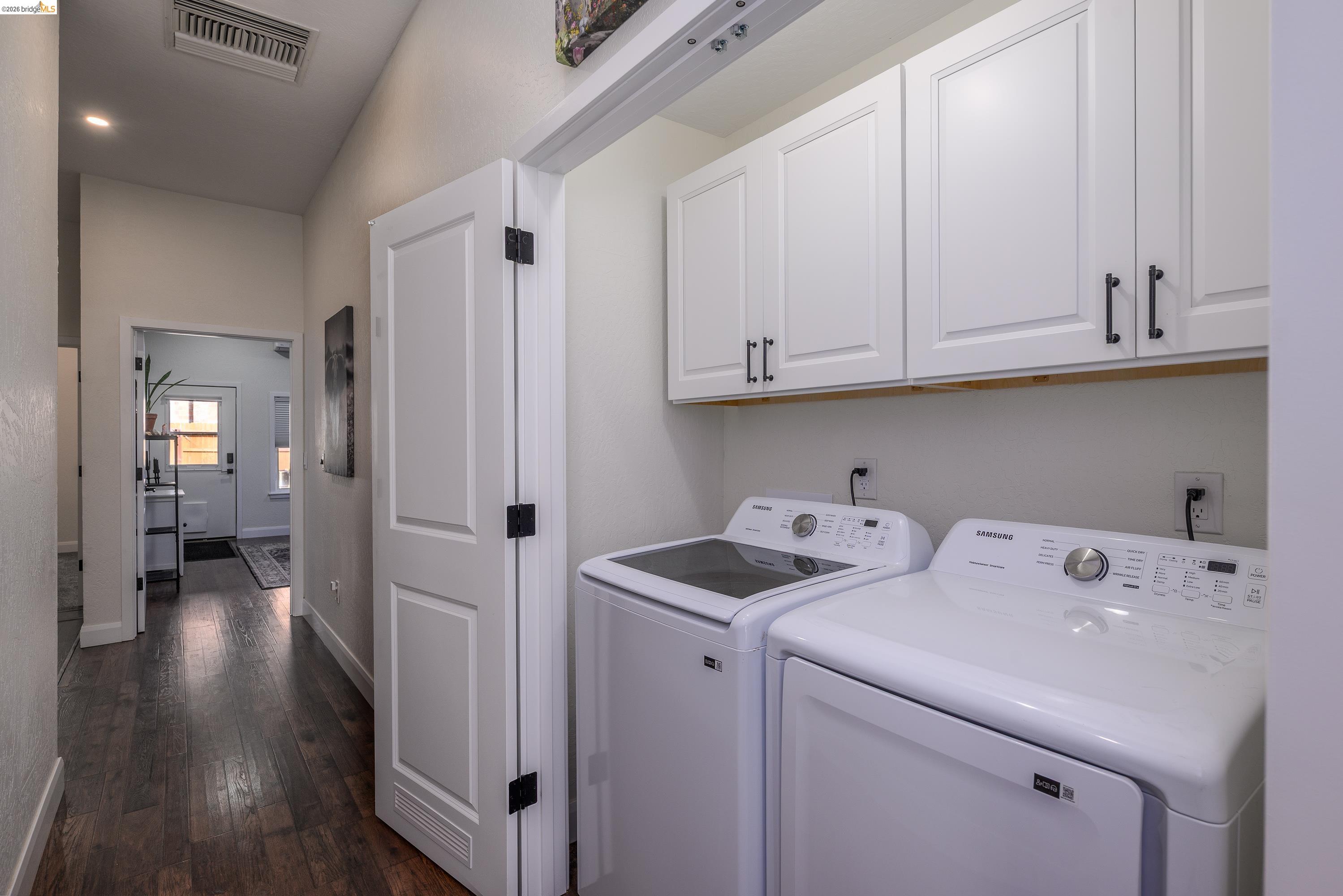 Detail Gallery Image 8 of 32 For 18370 Bay Ave, Tuolumne,  CA 95379 - 2 Beds | 2 Baths