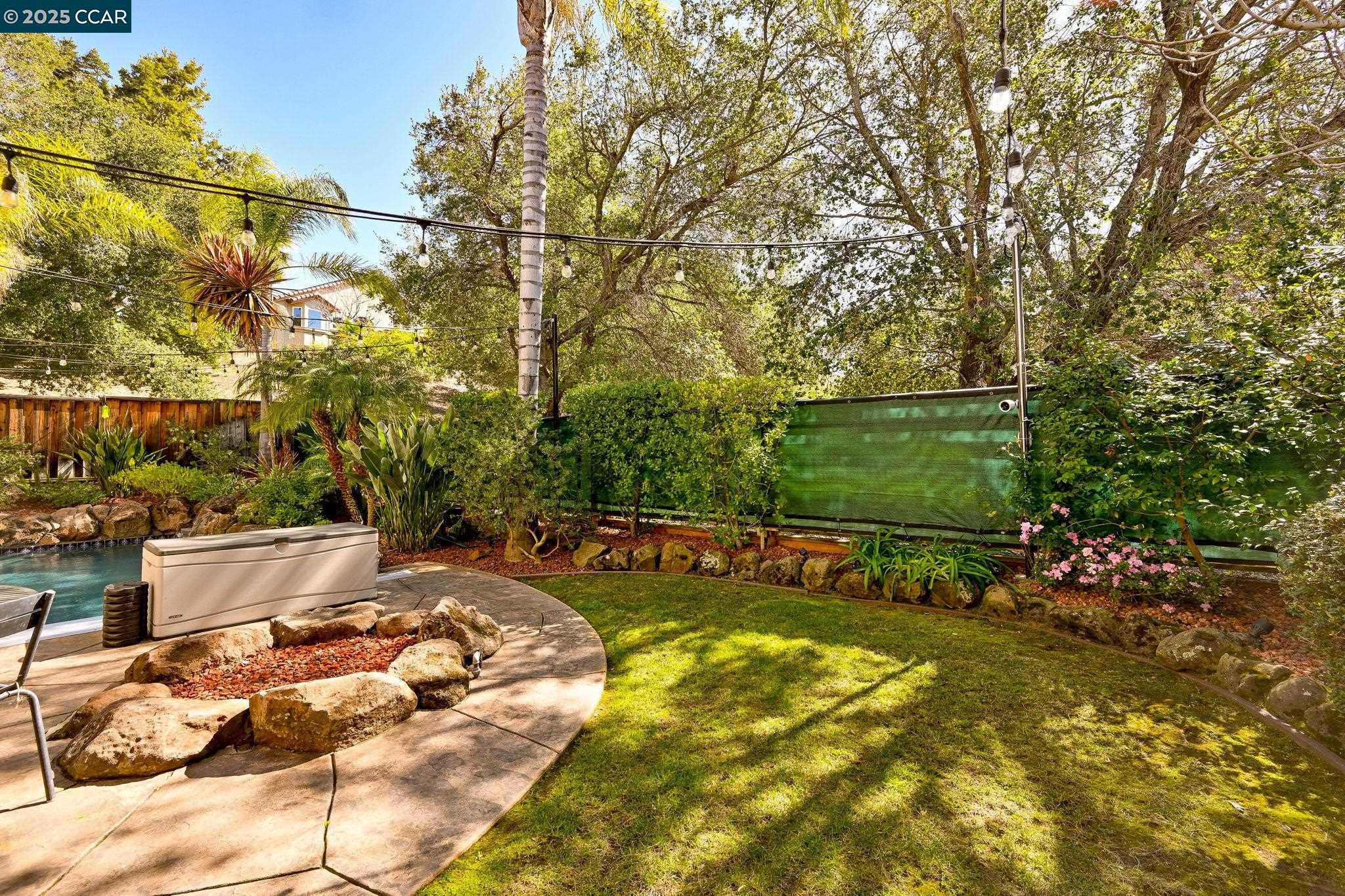 Detail Gallery Image 38 of 42 For 5233 Boulder Ct, Concord,  CA 94521 - 5 Beds | 3 Baths