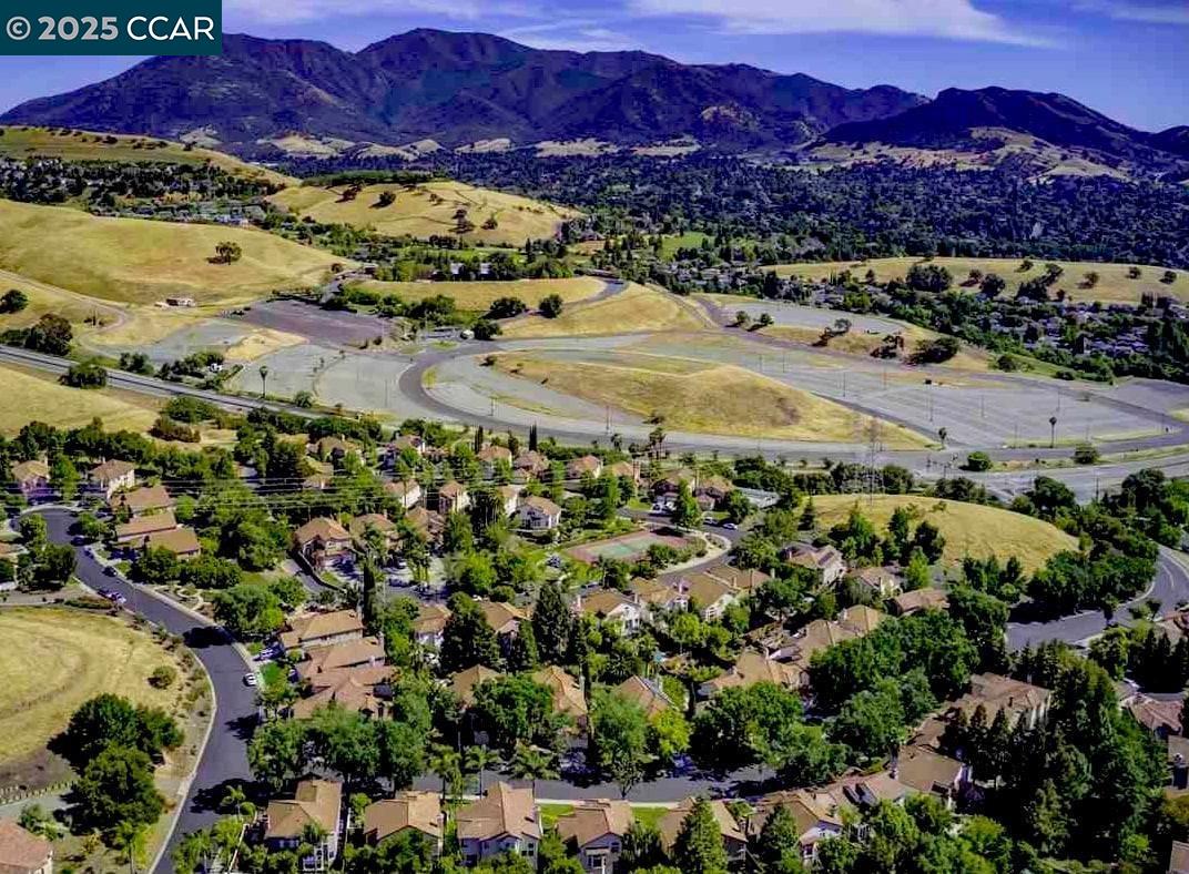 Detail Gallery Image 42 of 42 For 5233 Boulder Ct, Concord,  CA 94521 - 5 Beds | 3 Baths