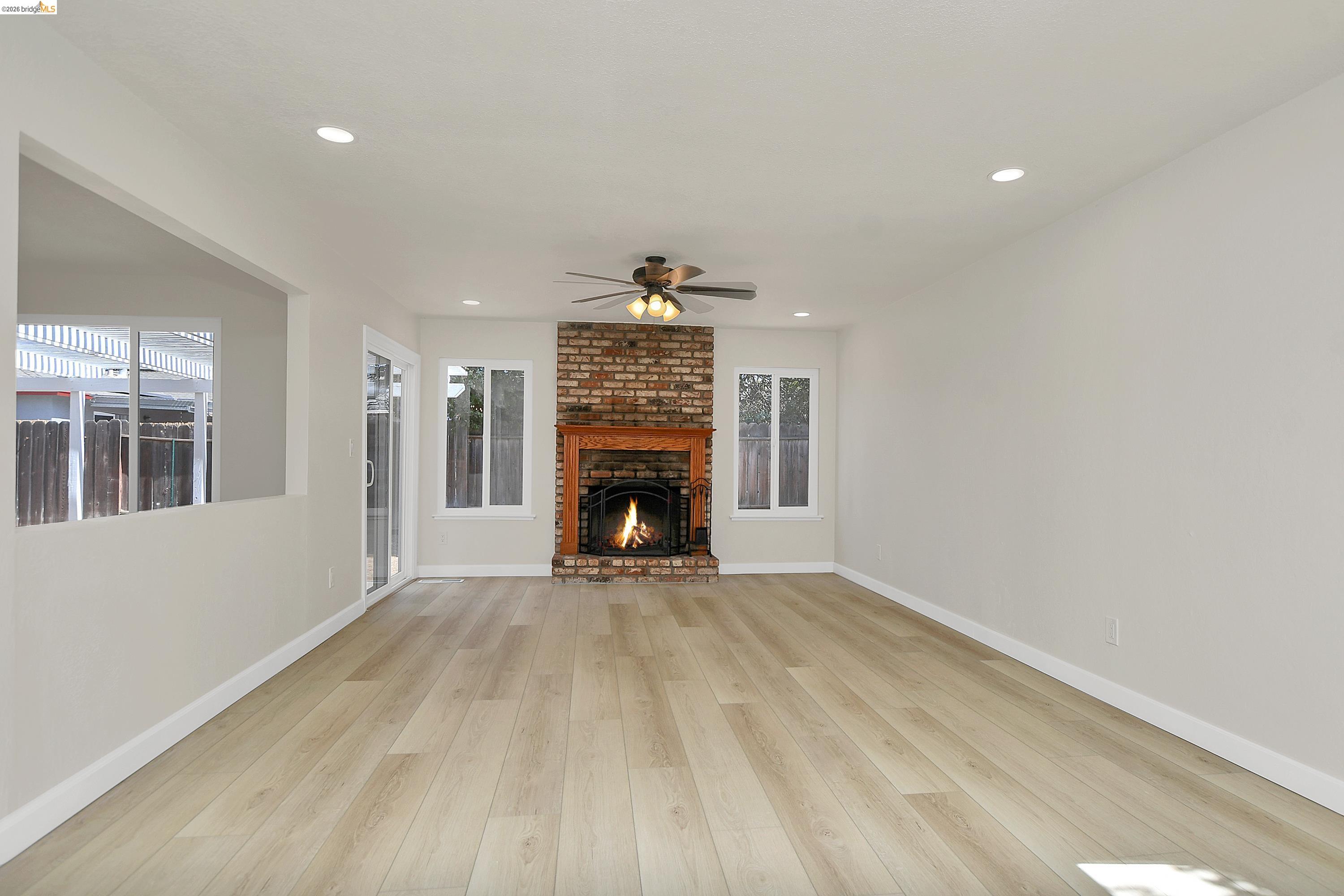 Detail Gallery Image 13 of 35 For 630 Heather Pl, Brentwood,  CA 94513 - 3 Beds | 2 Baths