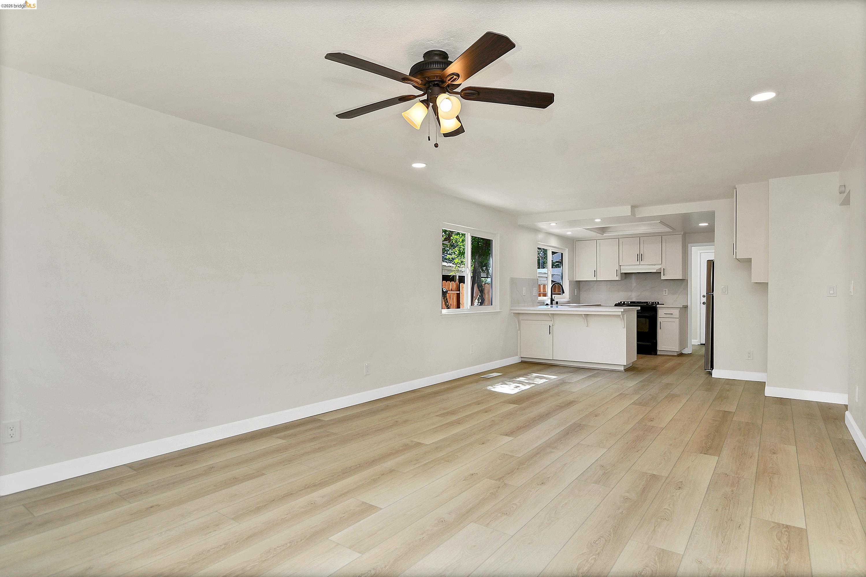 Detail Gallery Image 14 of 35 For 630 Heather Pl, Brentwood,  CA 94513 - 3 Beds | 2 Baths