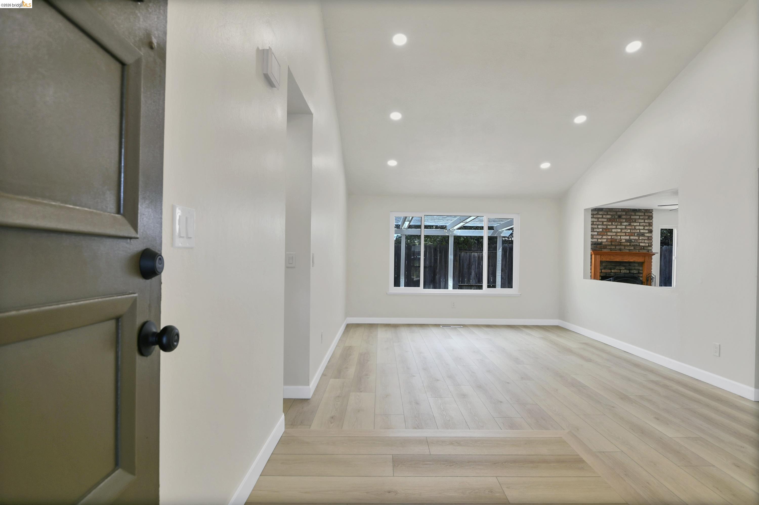 Detail Gallery Image 9 of 35 For 630 Heather Pl, Brentwood,  CA 94513 - 3 Beds | 2 Baths