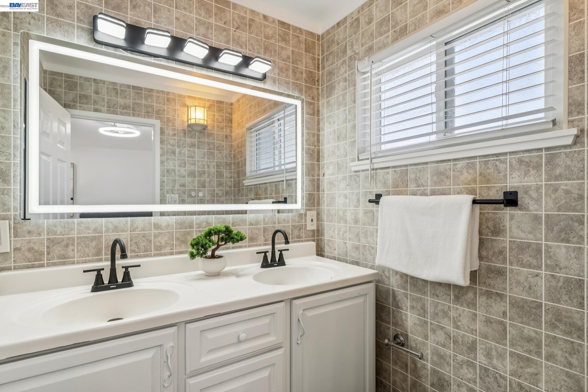 Detail Gallery Image 20 of 37 For 2244 Jackson St, Fremont,  CA 94539 - 3 Beds | 2 Baths