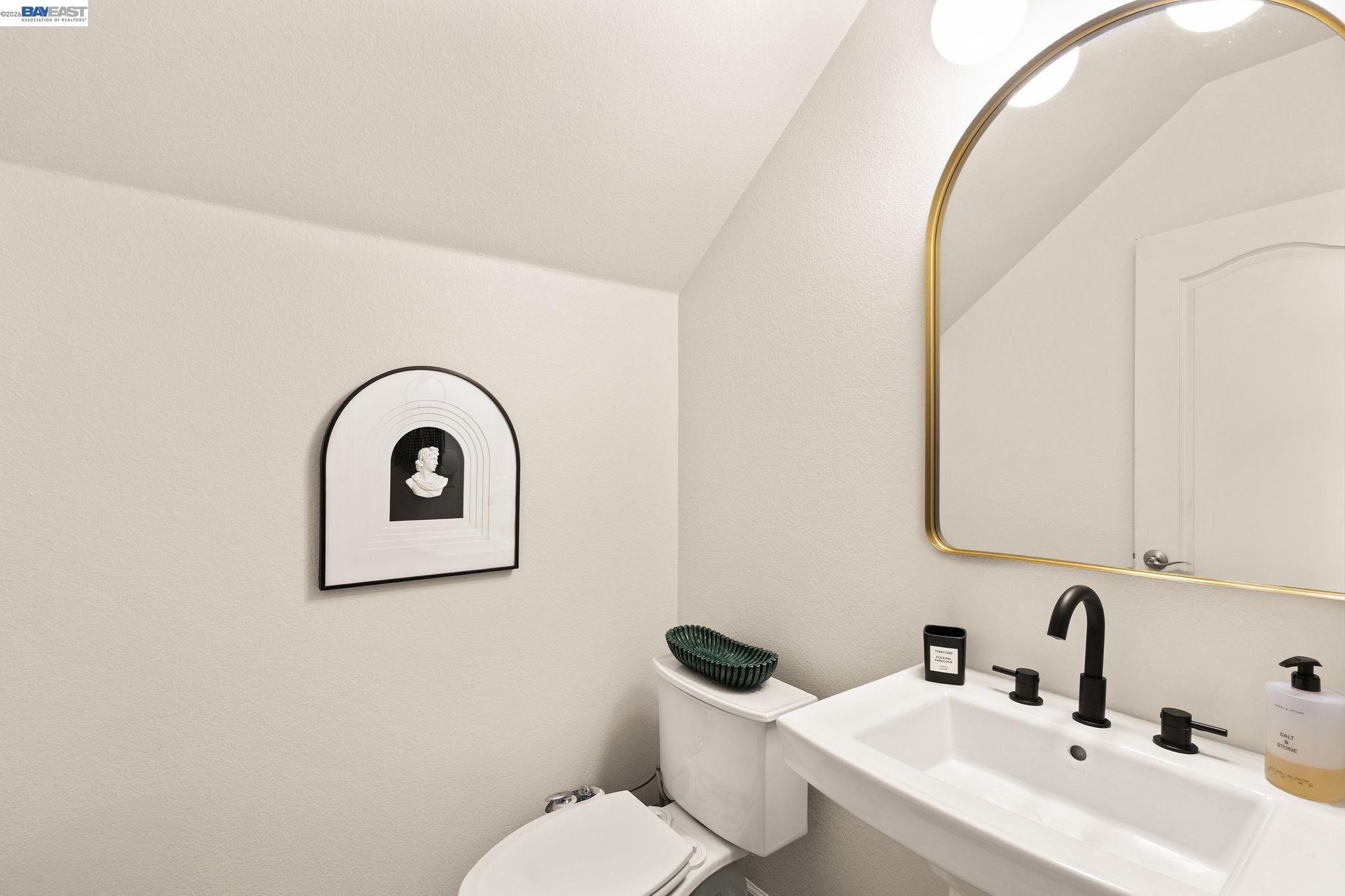 Detail Gallery Image 12 of 36 For 310 Elworthy Ranch Cir, Danville,  CA 94526 - 3 Beds | 2/1 Baths