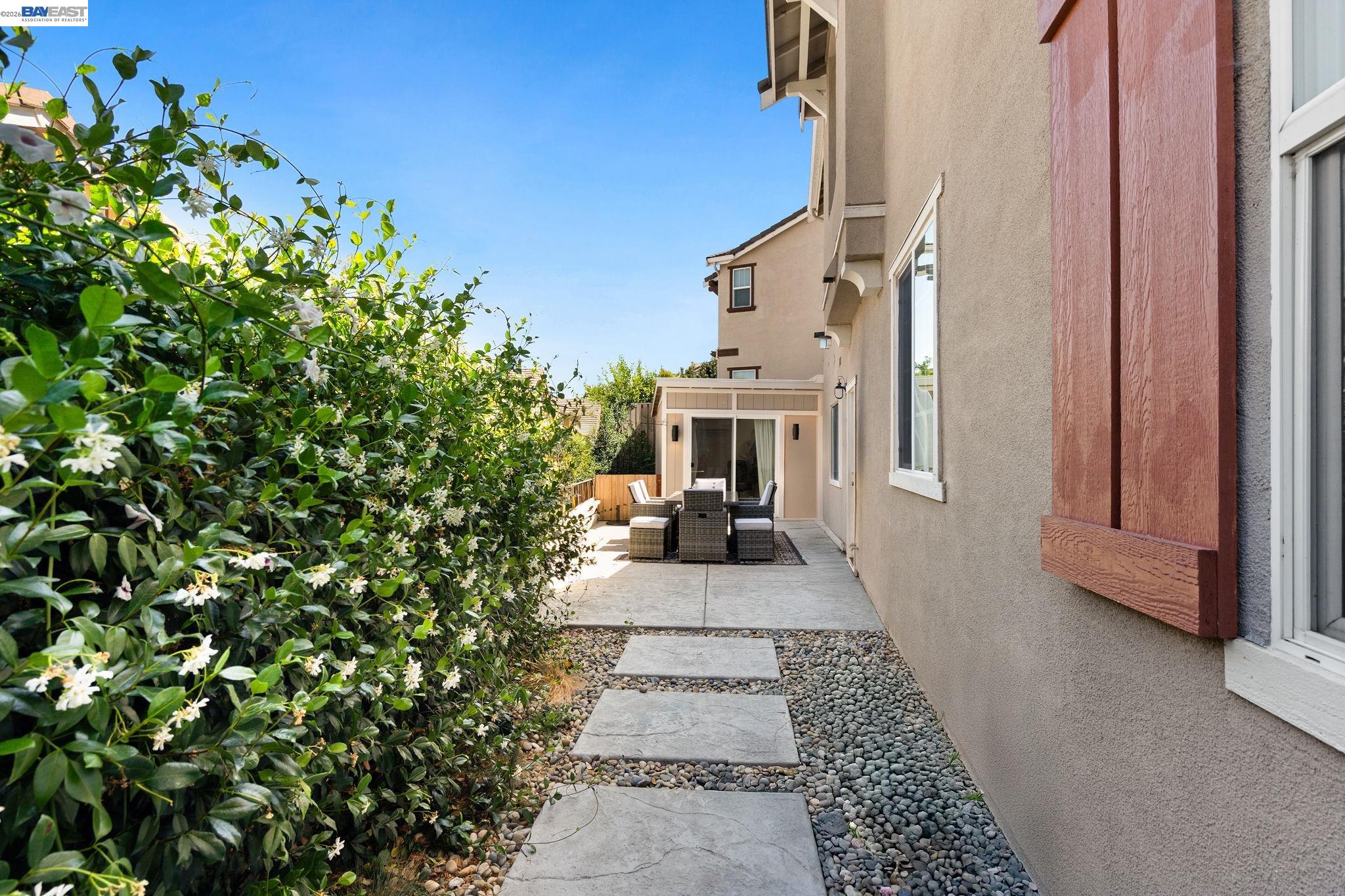 Detail Gallery Image 21 of 36 For 310 Elworthy Ranch Cir, Danville,  CA 94526 - 3 Beds | 2/1 Baths