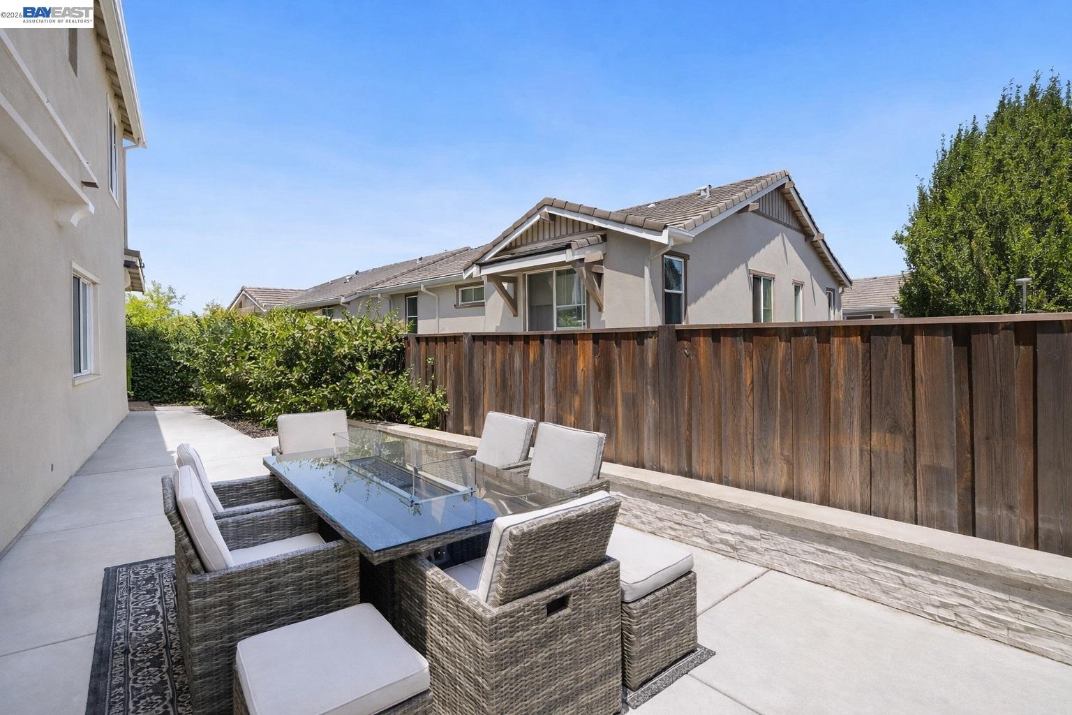 Detail Gallery Image 25 of 36 For 310 Elworthy Ranch Cir, Danville,  CA 94526 - 3 Beds | 2/1 Baths