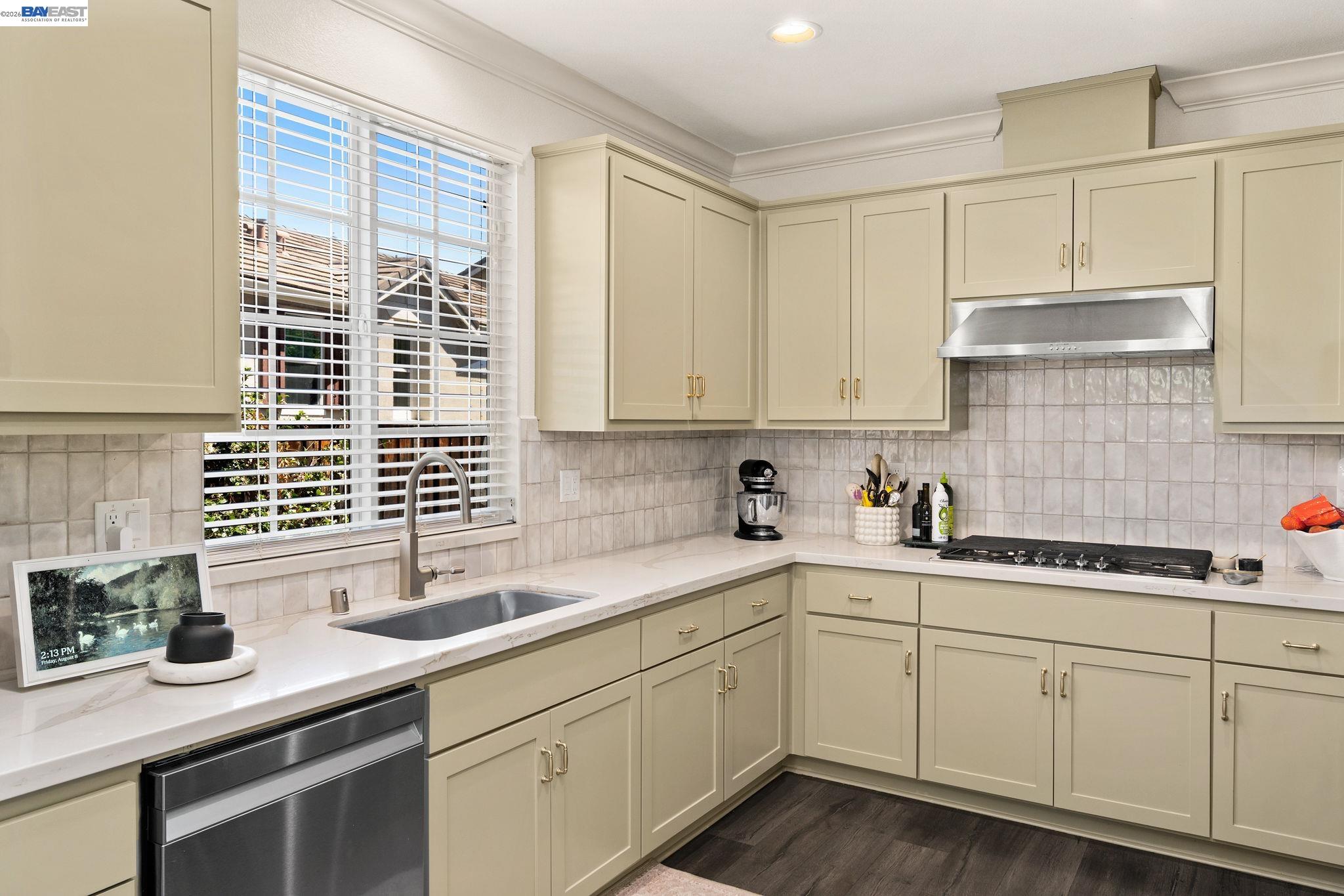 Detail Gallery Image 10 of 36 For 310 Elworthy Ranch Cir, Danville,  CA 94526 - 3 Beds | 2/1 Baths