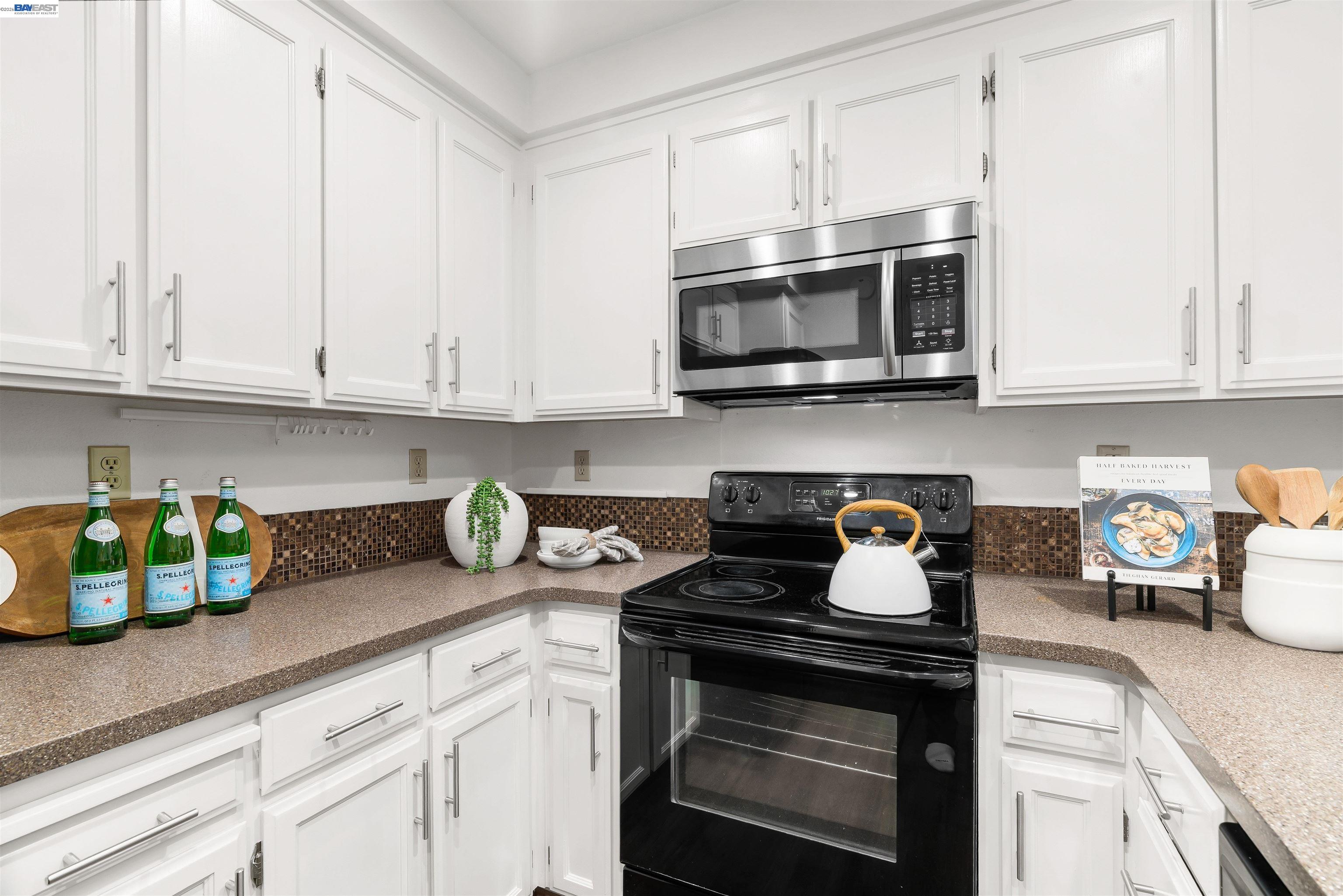 Photo #13: 41125662 Listing: Photo #13