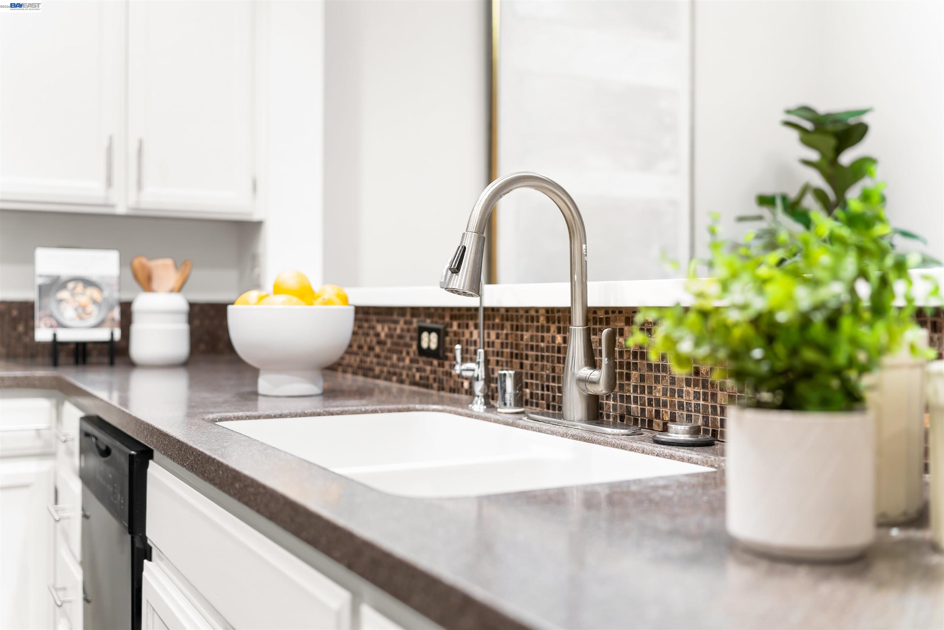 Photo #15: 41125662 Listing: Photo #15