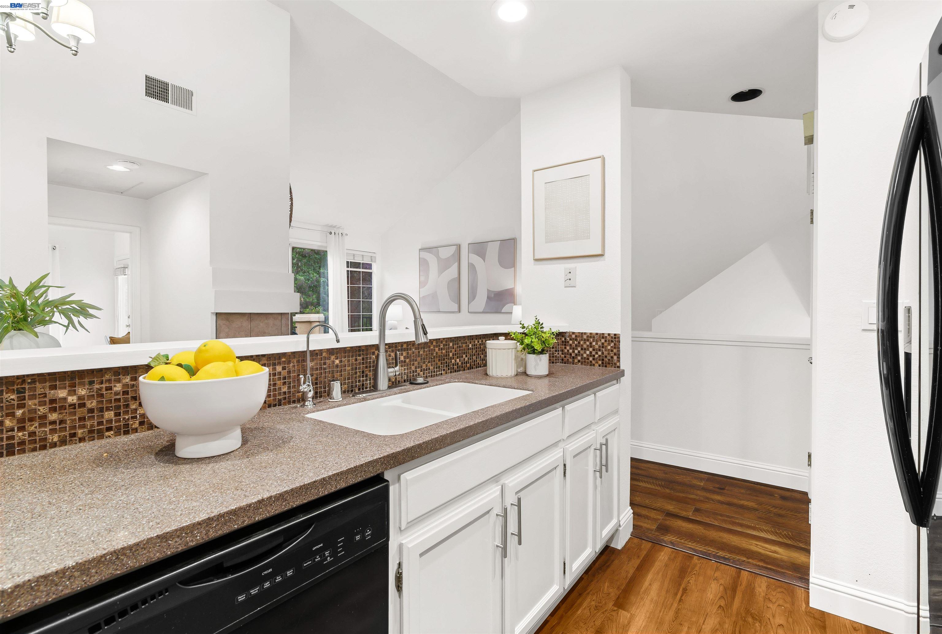 Photo #16: 41125662 Listing: Photo #16