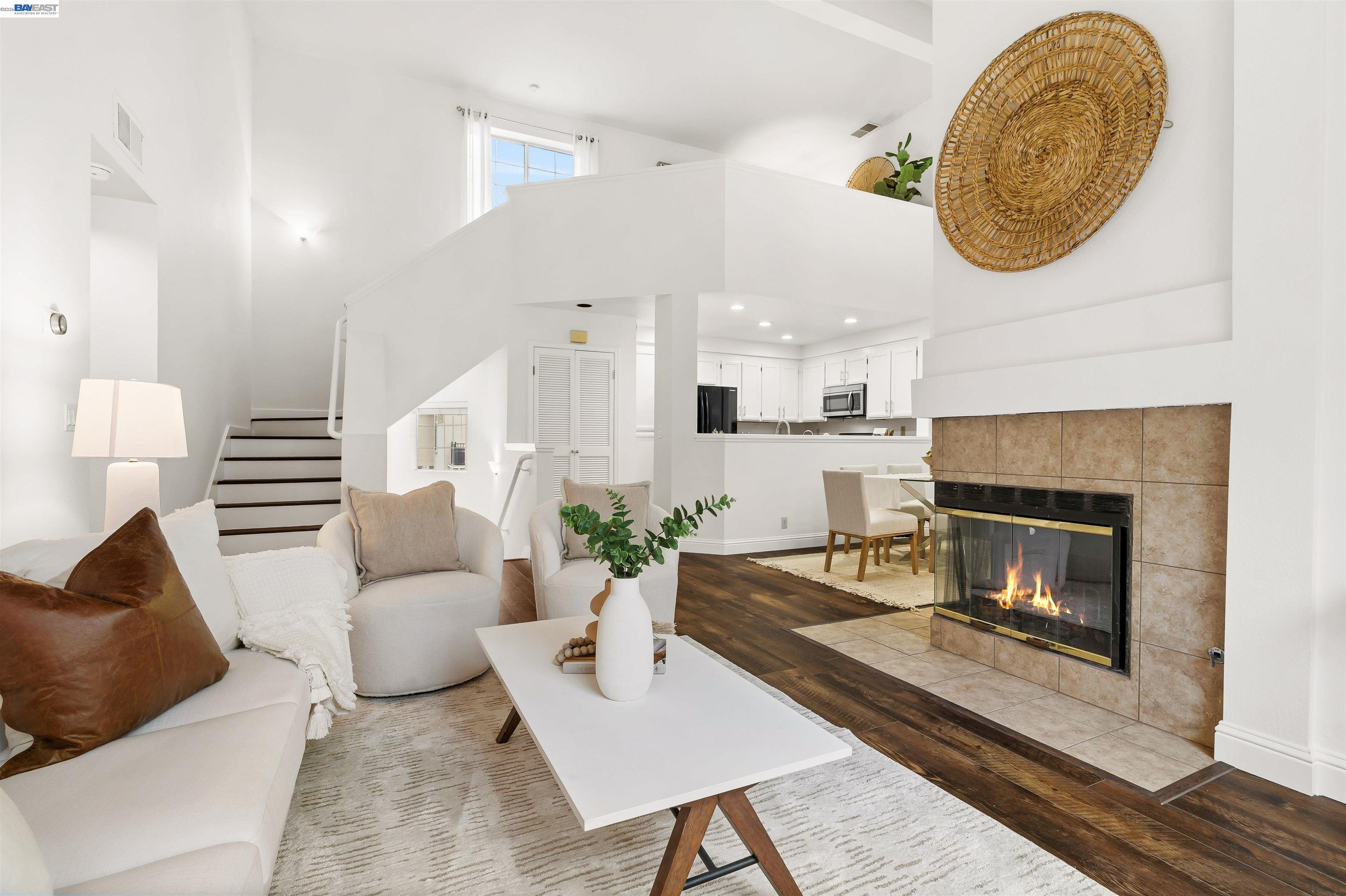 Photo #3: 41125662 Listing: Photo #3