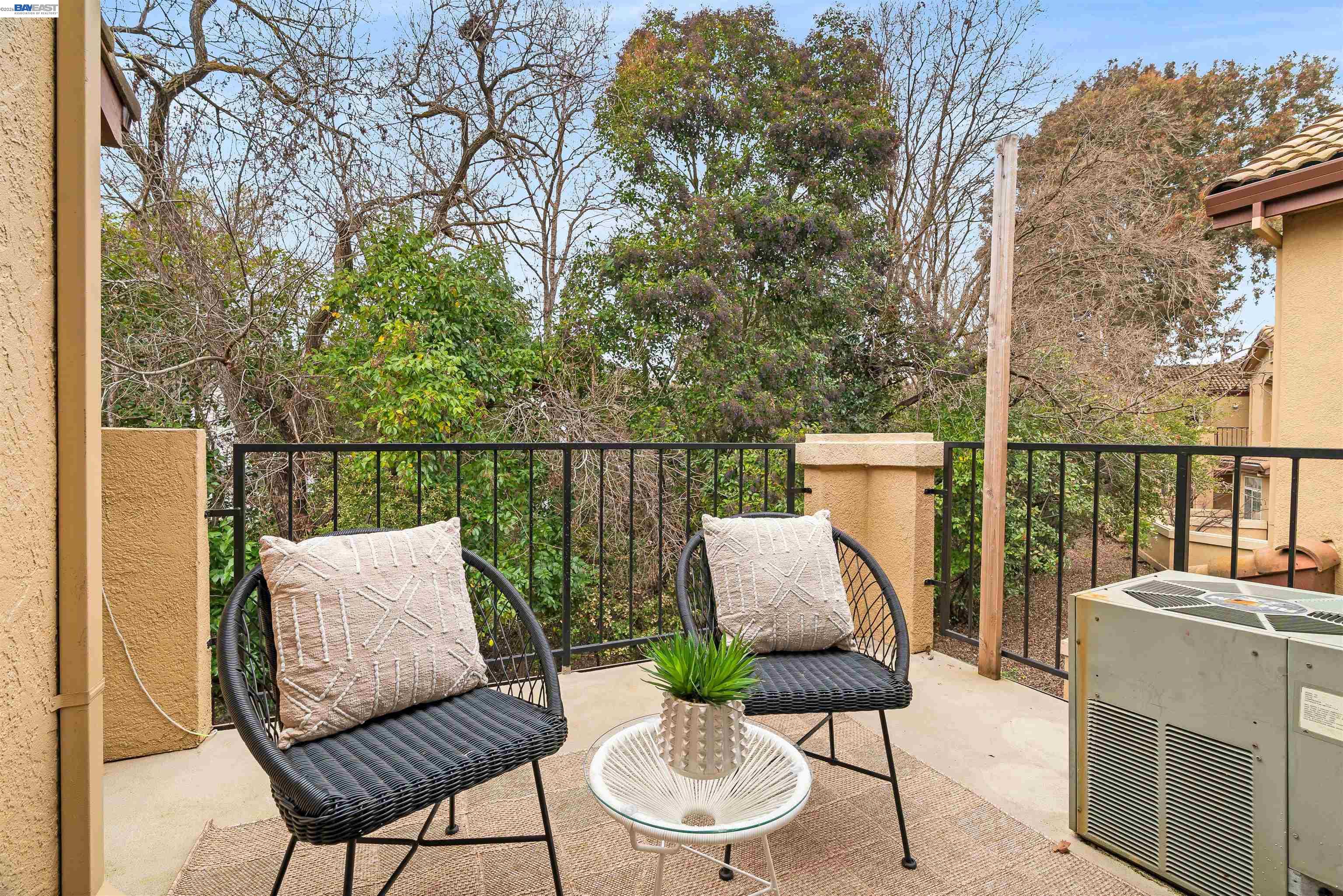 Photo #6: 41125662 Listing: Photo #6