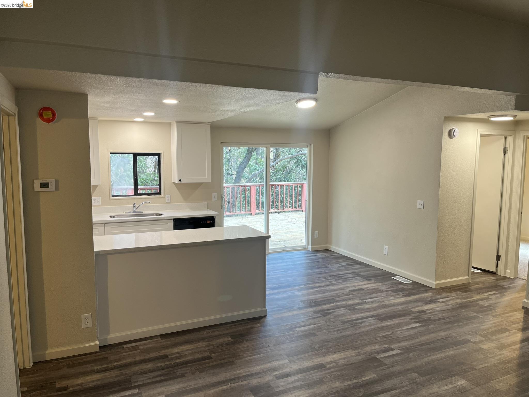 Detail Gallery Image 9 of 40 For 23981 Oxbow Ln, Sonora,  CA 95370 - 3 Beds | 2 Baths