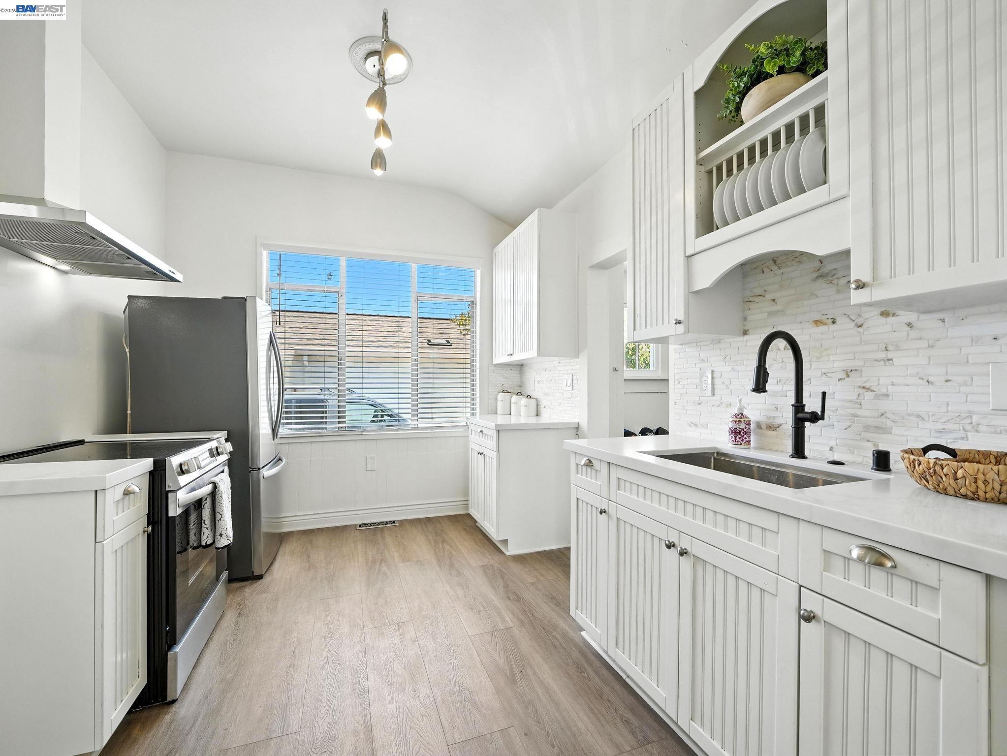 Detail Gallery Image 9 of 34 For 772 Mcleod St, Livermore,  CA 94550 - 2 Beds | 1 Baths