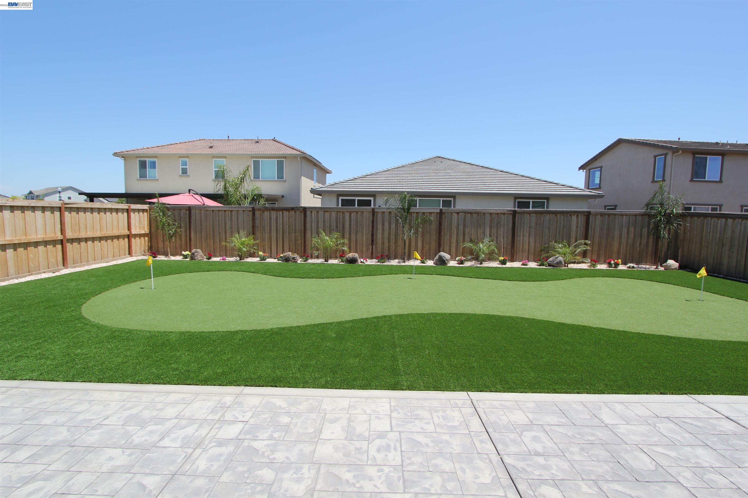 Detail Gallery Image 2 of 27 For 1008 Osprey Dr, Lathrop,  CA 95330 - 5 Beds | 3 Baths