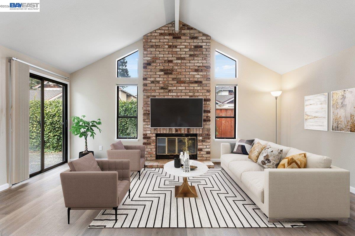 Detail Gallery Image 16 of 42 For 1135 Tiffany Lane, Pleasanton,  CA 94566 - 2 Beds | 2 Baths