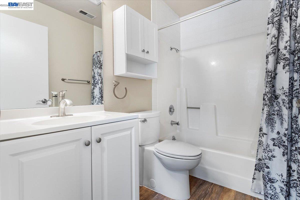 Detail Gallery Image 24 of 42 For 1135 Tiffany Lane, Pleasanton,  CA 94566 - 2 Beds | 2 Baths