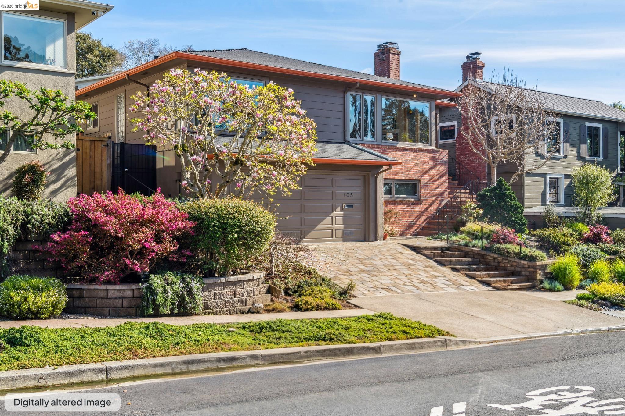 Detail Gallery Image 2 of 43 For 105 Arlington Ave, Kensington,  CA 94707 - 3 Beds | 2 Baths