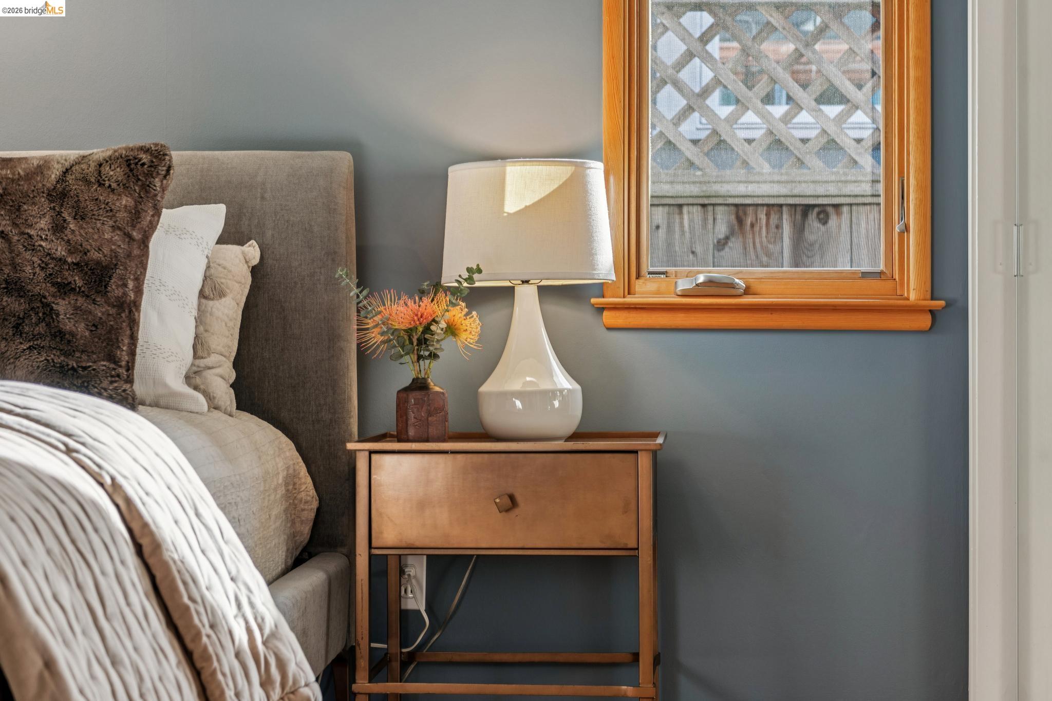 Detail Gallery Image 31 of 43 For 105 Arlington Ave, Kensington,  CA 94707 - 3 Beds | 2 Baths