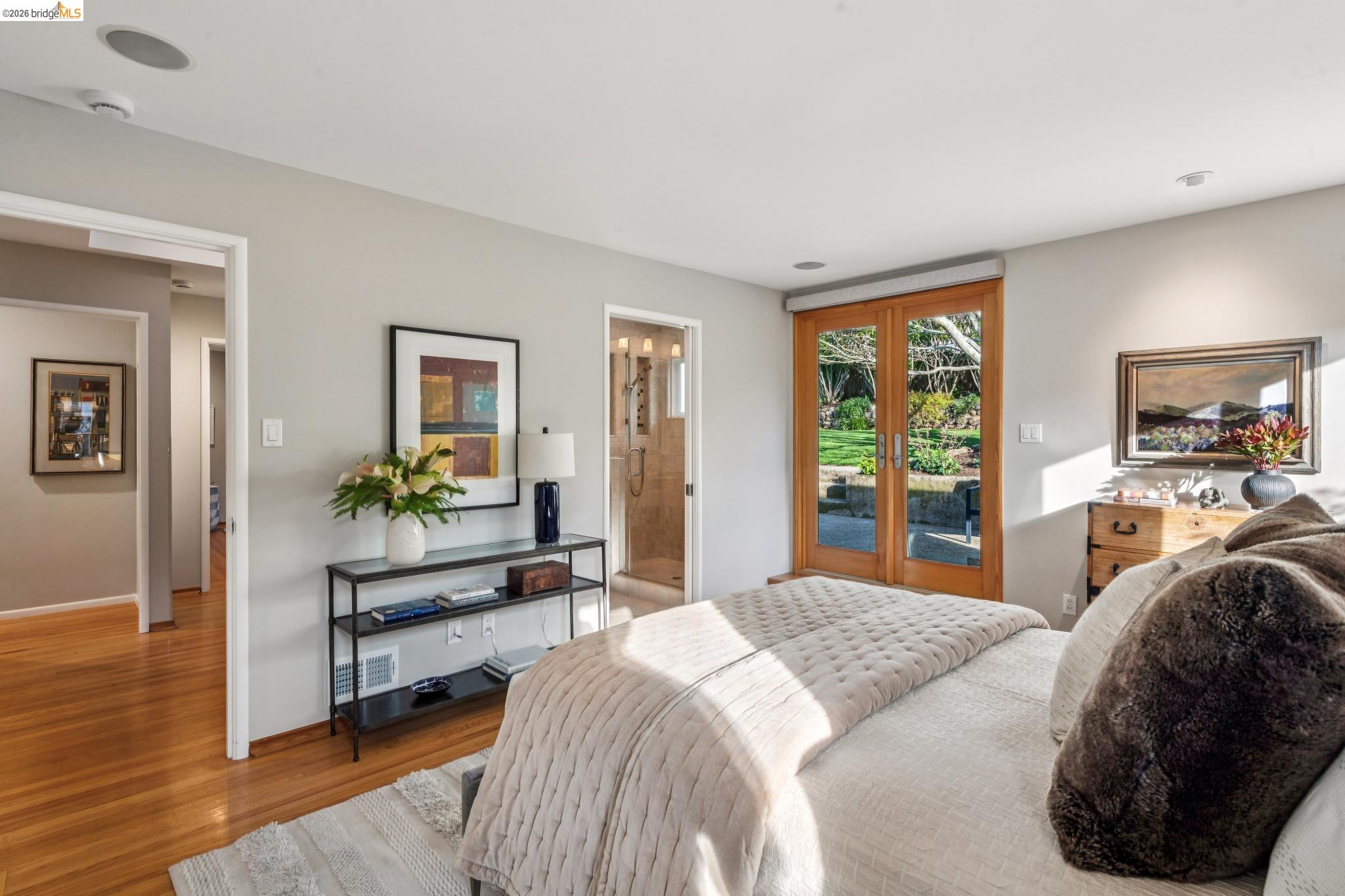 Detail Gallery Image 34 of 43 For 105 Arlington Ave, Kensington,  CA 94707 - 3 Beds | 2 Baths