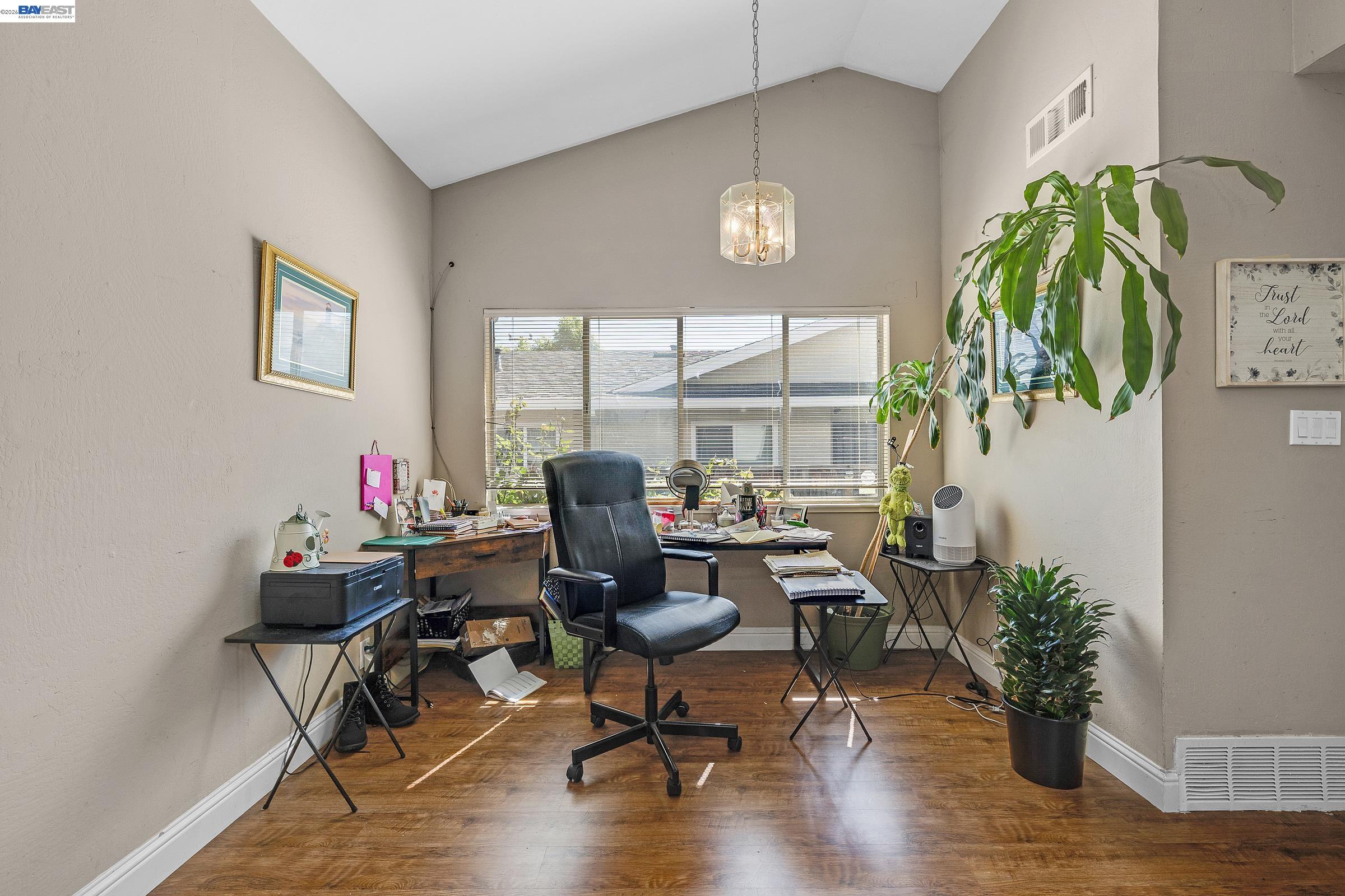 Detail Gallery Image 16 of 46 For 30236 Vanderbilt St, Hayward,  CA 94544 - – Beds | – Baths