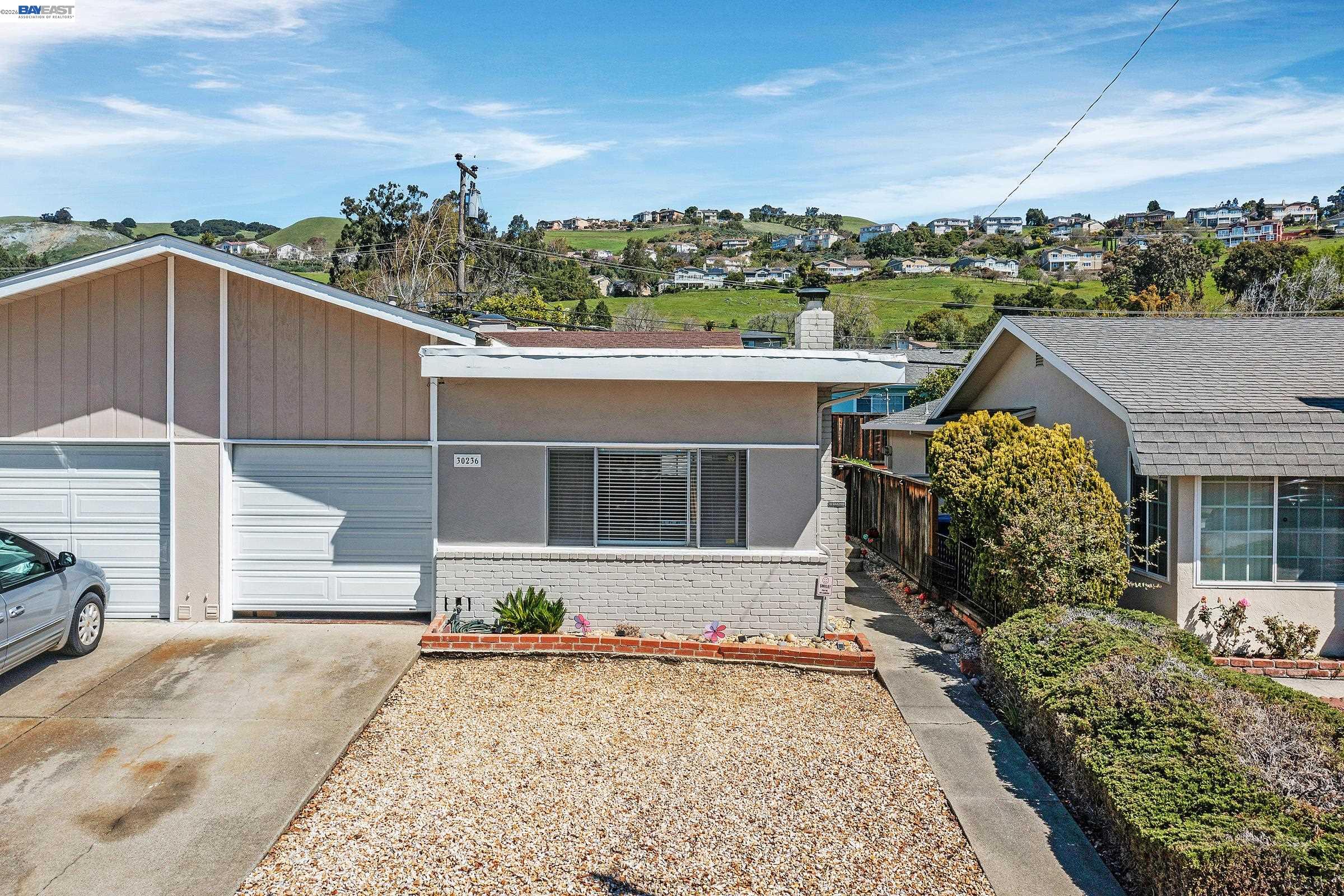 Detail Gallery Image 3 of 46 For 30236 Vanderbilt St, Hayward,  CA 94544 - – Beds | – Baths