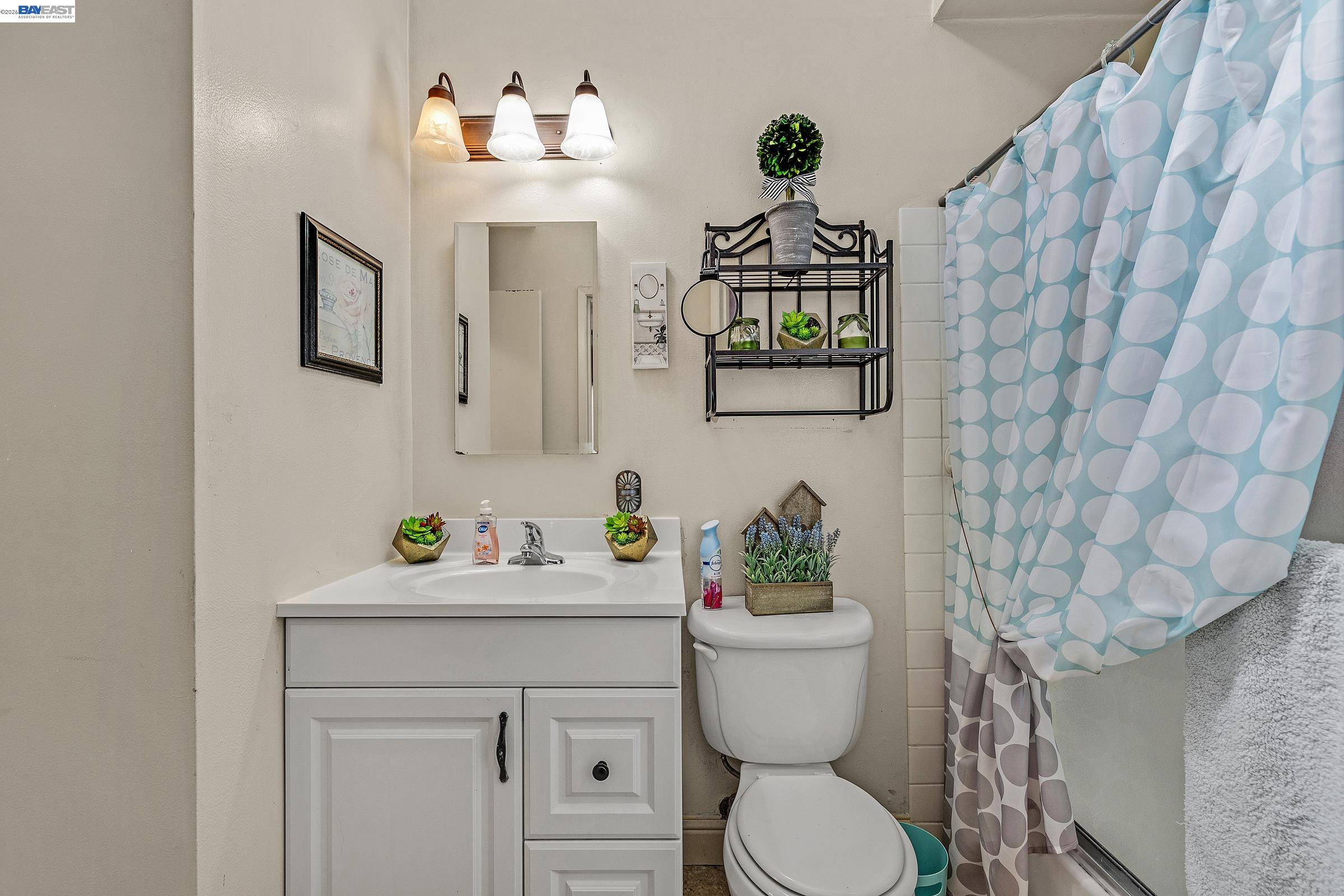 Detail Gallery Image 25 of 46 For 30236 Vanderbilt St, Hayward,  CA 94544 - – Beds | – Baths