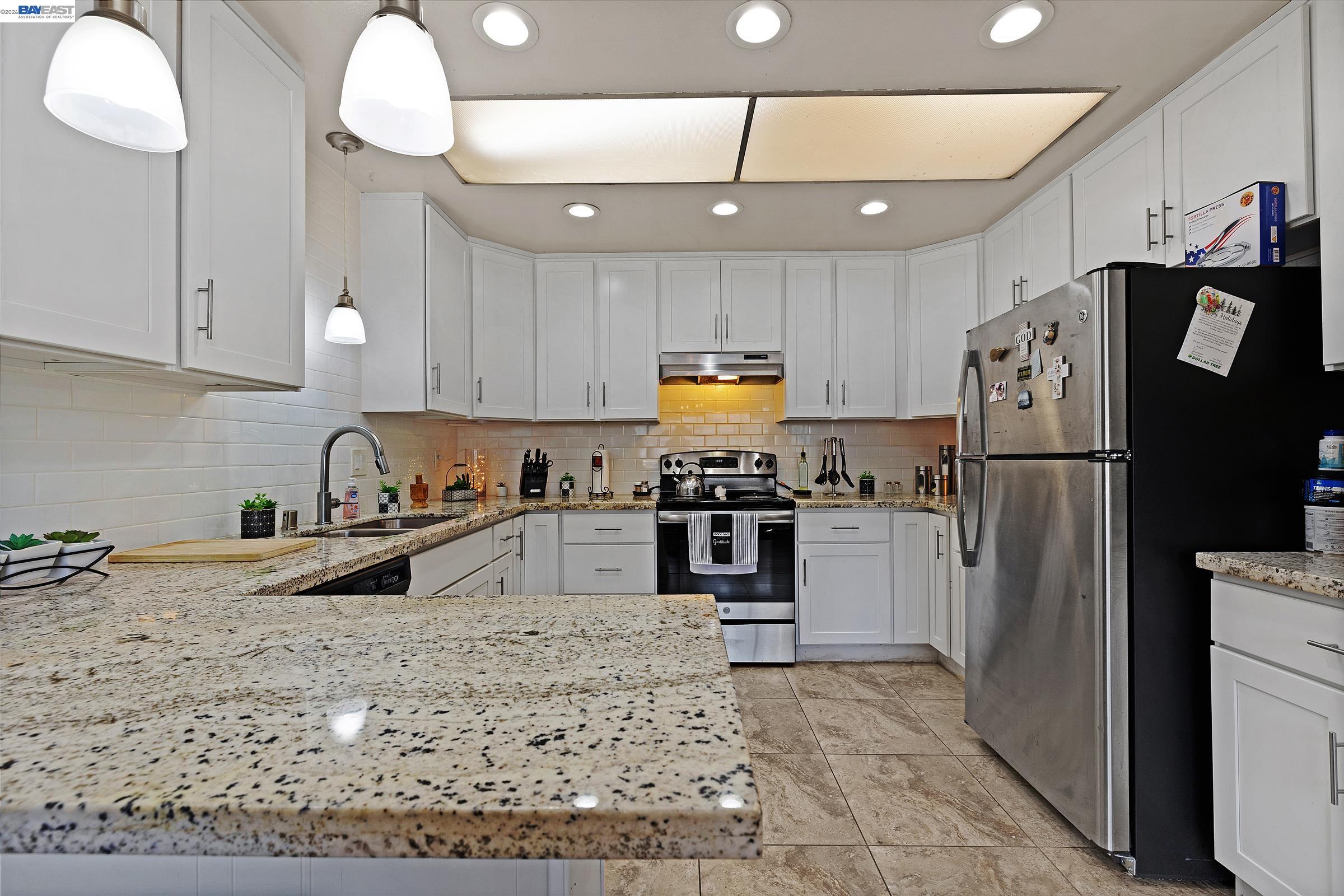 Detail Gallery Image 29 of 46 For 30236 Vanderbilt St, Hayward,  CA 94544 - – Beds | – Baths