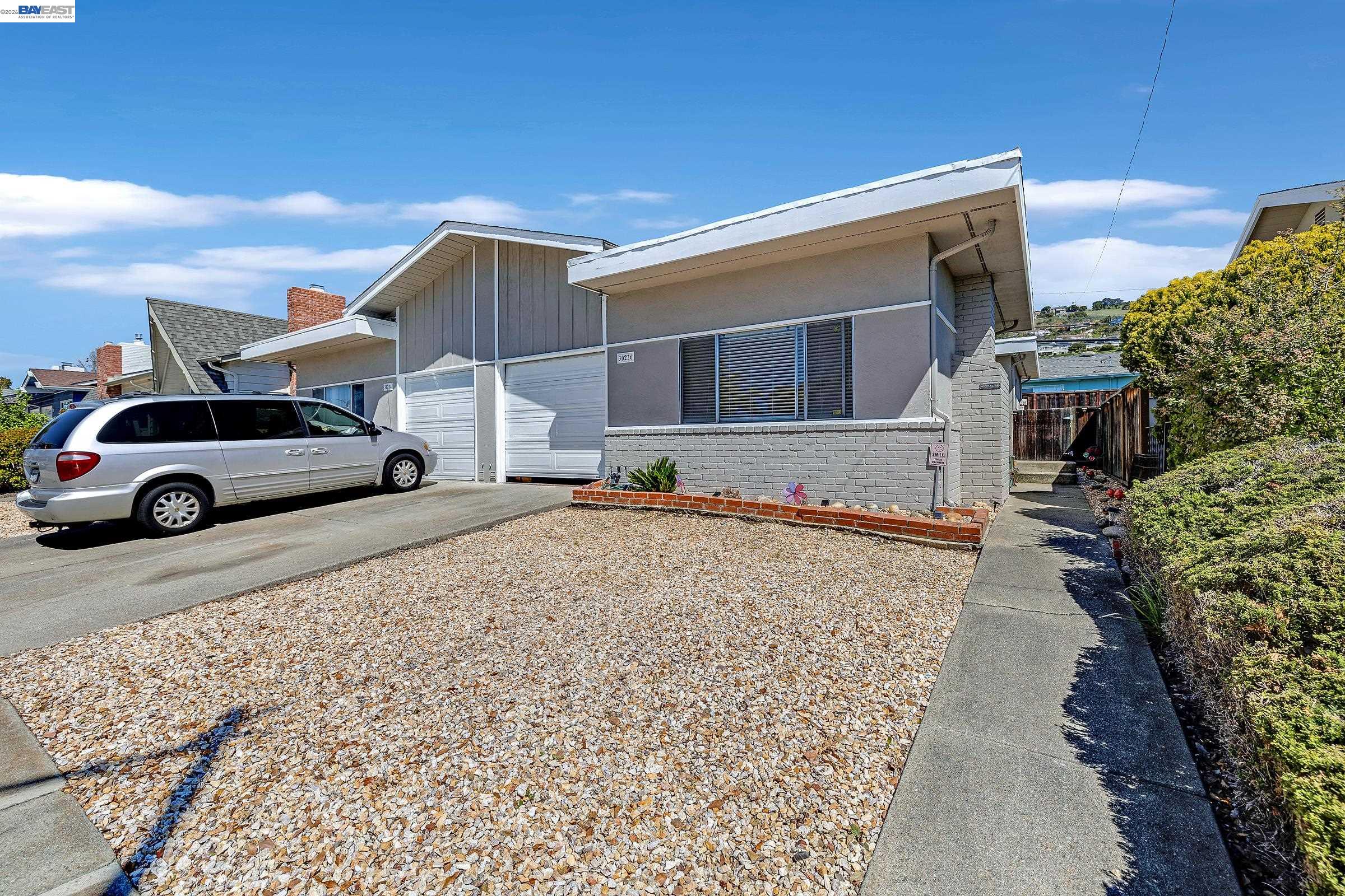 Detail Gallery Image 5 of 46 For 30236 Vanderbilt St, Hayward,  CA 94544 - – Beds | – Baths