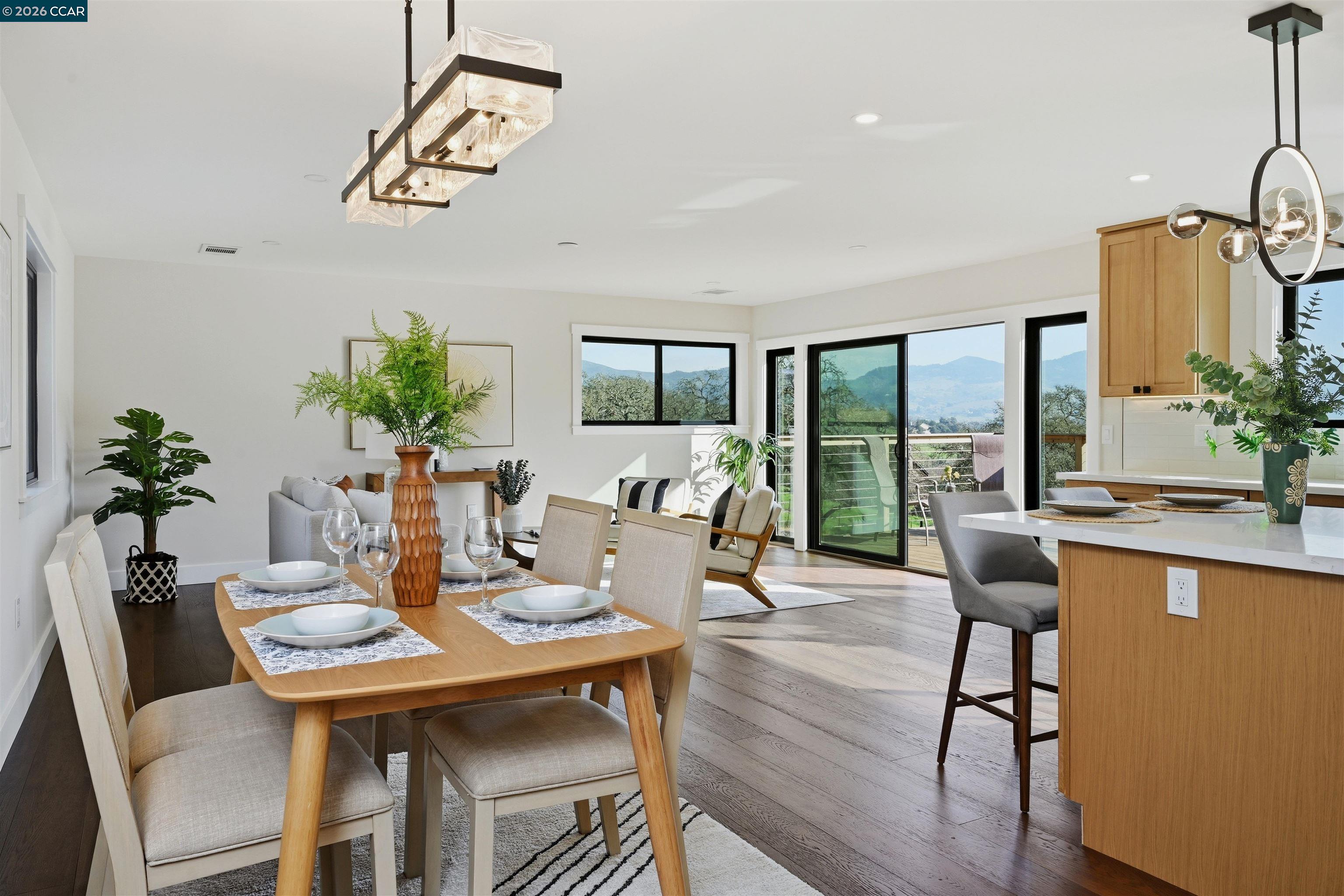 Detail Gallery Image 28 of 55 For 2087 1st Ave, Napa,  CA 94558 - 4 Beds | 2 Baths