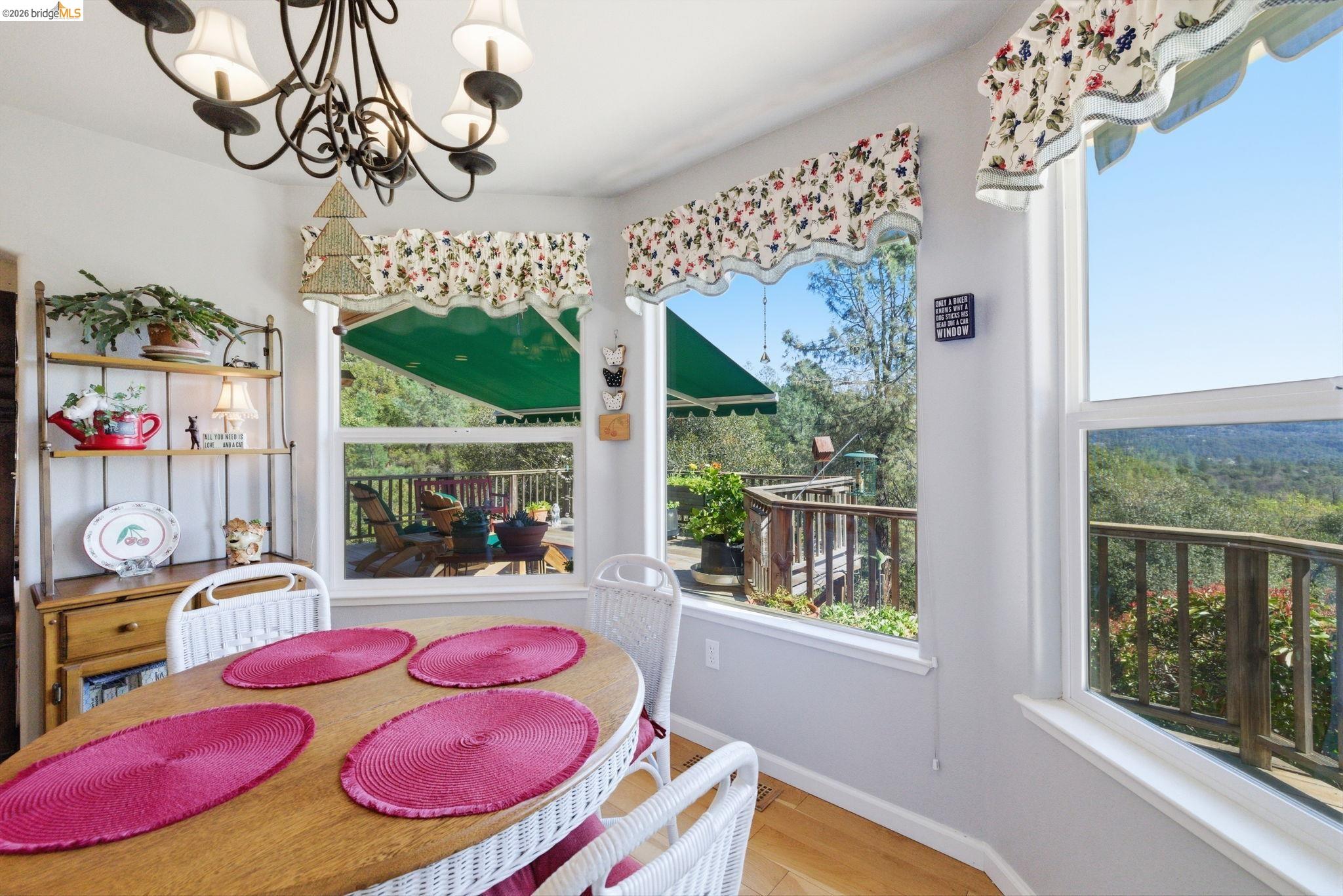 Detail Gallery Image 17 of 56 For 22295 Paseo De Los Portales Rd, Sonora,  CA 95370 - 3 Beds | 2/2 Baths