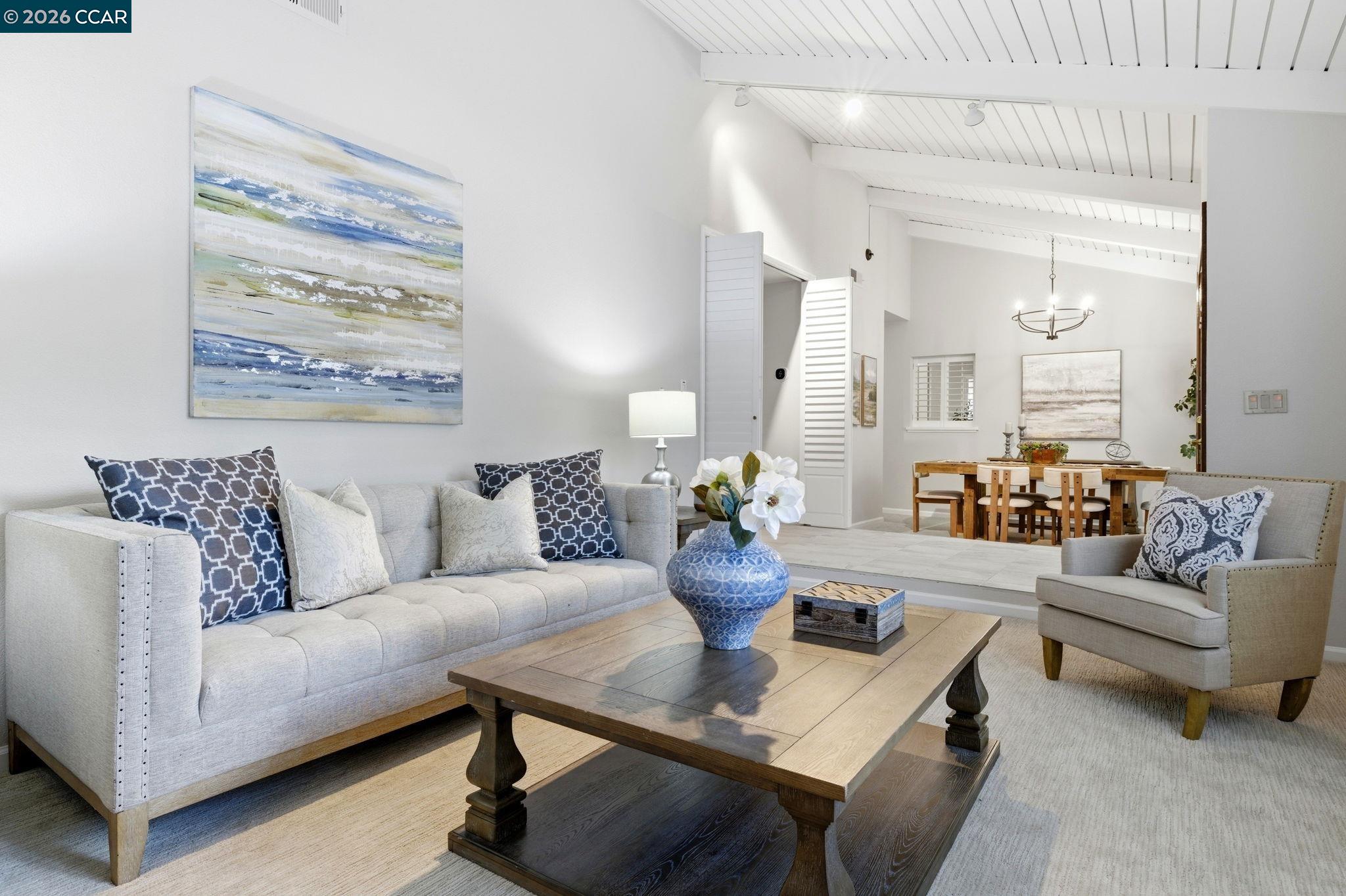 Detail Gallery Image 3 of 24 For 15 Duffy Ct, Pleasant Hill,  CA 94523 - 3 Beds | 2 Baths