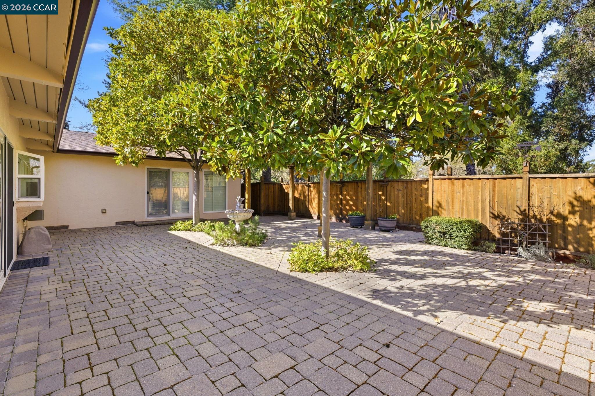 Detail Gallery Image 21 of 24 For 15 Duffy Ct, Pleasant Hill,  CA 94523 - 3 Beds | 2 Baths