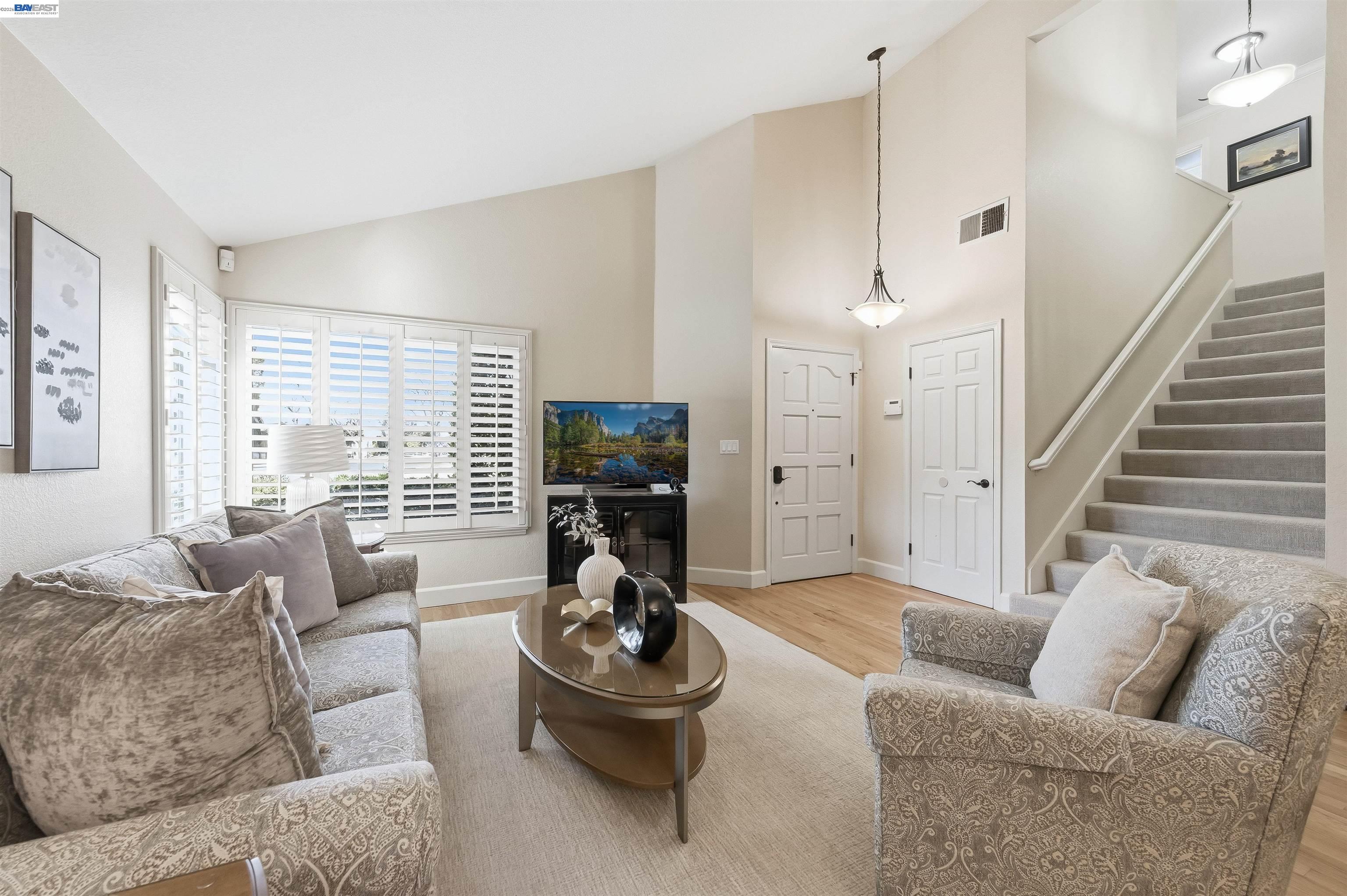 Detail Gallery Image 33 of 49 For 7358 Elmwood Cir, Pleasanton,  CA 94588 - 3 Beds | 2/1 Baths