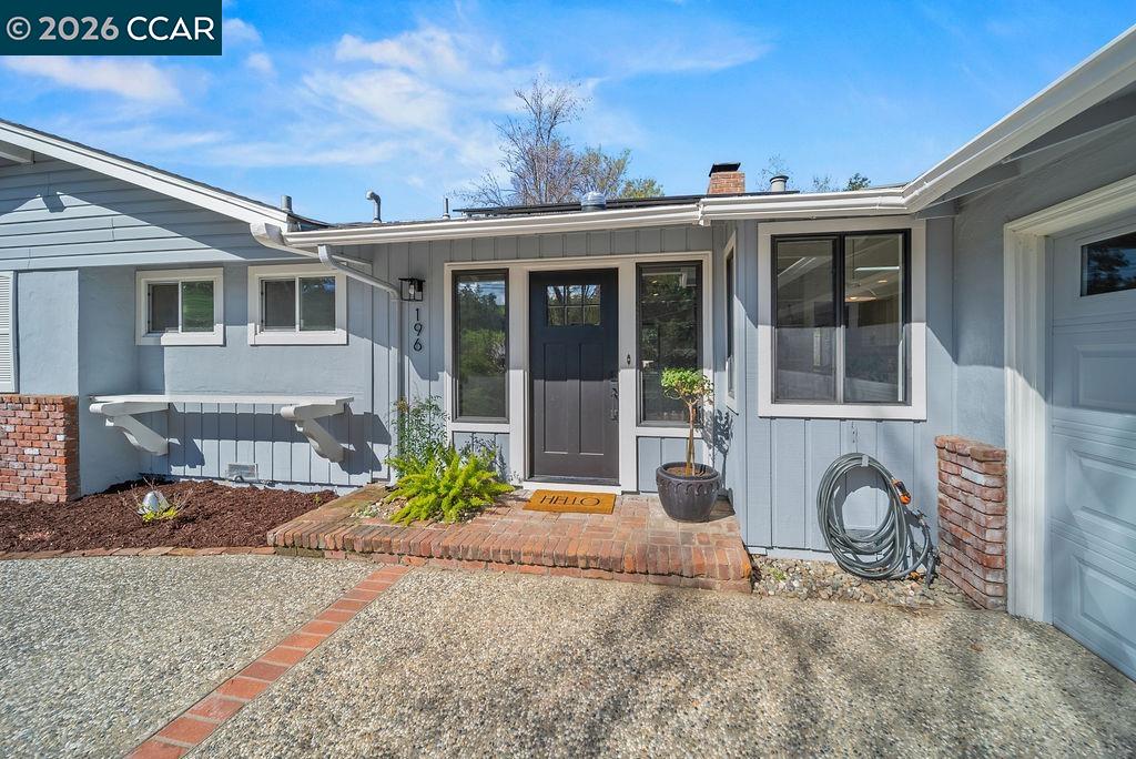 Detail Gallery Image 2 of 52 For 196 Wilkie Dr, Walnut Creek,  CA 94598 - 3 Beds | 2 Baths