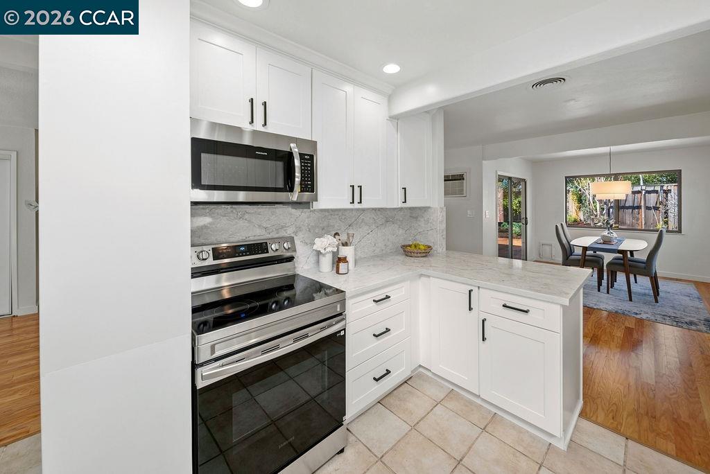 Detail Gallery Image 11 of 52 For 196 Wilkie Dr, Walnut Creek,  CA 94598 - 3 Beds | 2 Baths