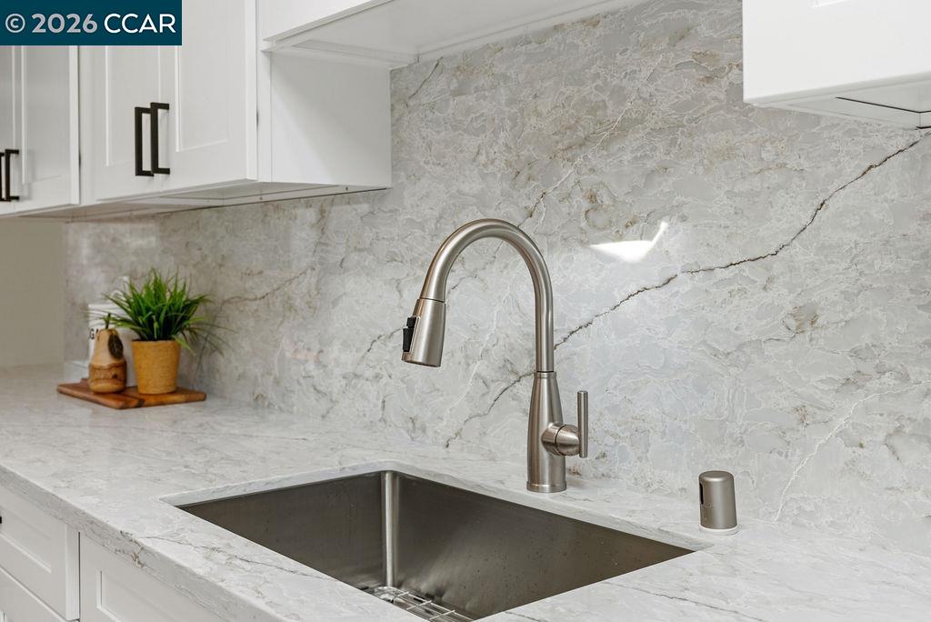 Detail Gallery Image 14 of 52 For 196 Wilkie Dr, Walnut Creek,  CA 94598 - 3 Beds | 2 Baths