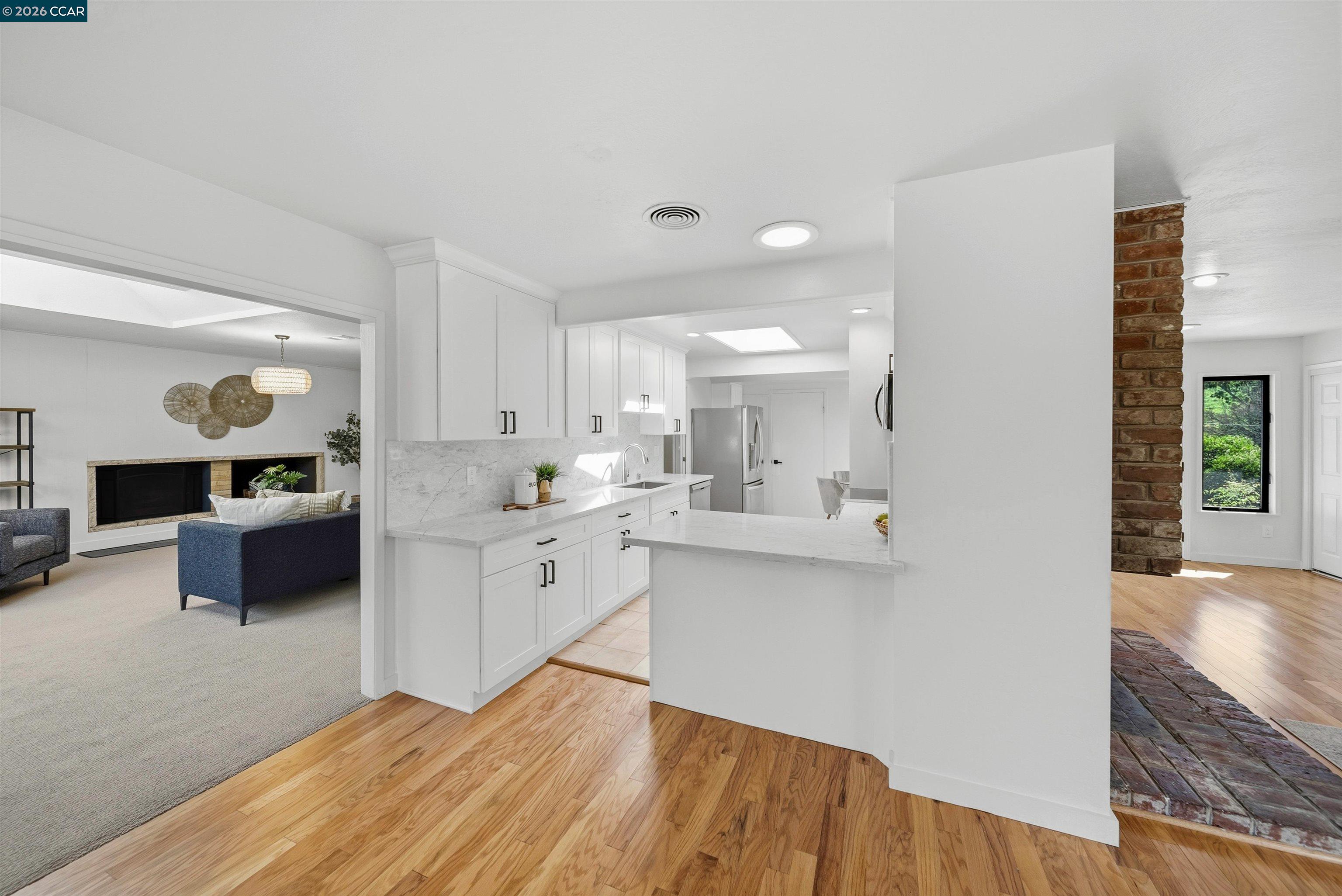 Detail Gallery Image 18 of 52 For 196 Wilkie Dr, Walnut Creek,  CA 94598 - 3 Beds | 2 Baths