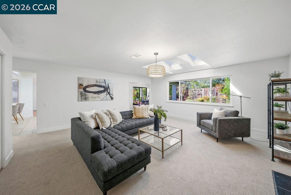 Detail Gallery Image 25 of 52 For 196 Wilkie Dr, Walnut Creek,  CA 94598 - 3 Beds | 2 Baths