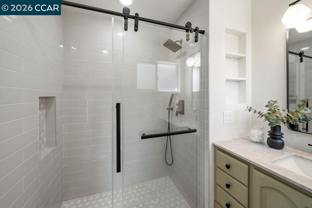 Detail Gallery Image 33 of 52 For 196 Wilkie Dr, Walnut Creek,  CA 94598 - 3 Beds | 2 Baths