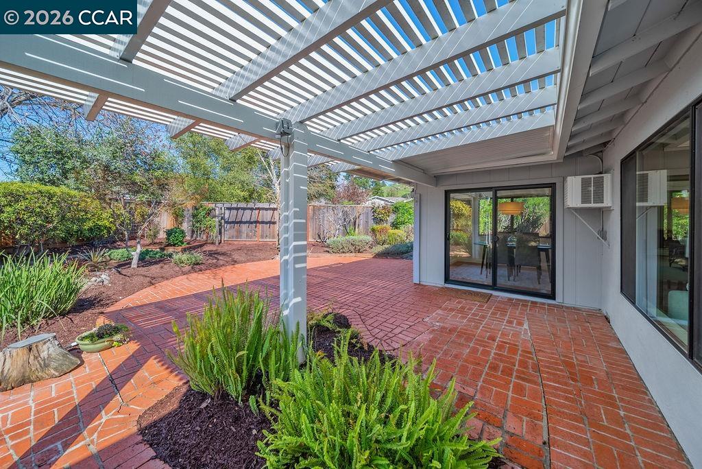 Detail Gallery Image 39 of 52 For 196 Wilkie Dr, Walnut Creek,  CA 94598 - 3 Beds | 2 Baths