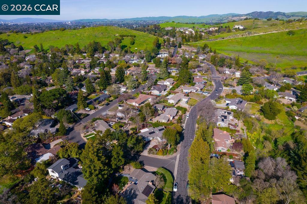 Detail Gallery Image 44 of 52 For 196 Wilkie Dr, Walnut Creek,  CA 94598 - 3 Beds | 2 Baths