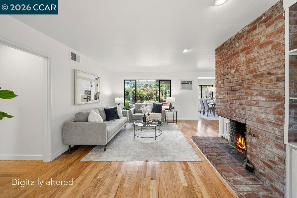 Detail Gallery Image 6 of 52 For 196 Wilkie Dr, Walnut Creek,  CA 94598 - 3 Beds | 2 Baths