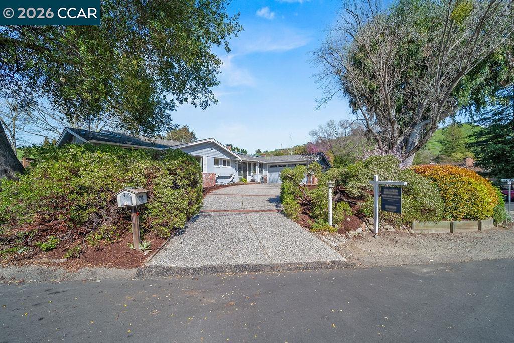 Detail Gallery Image 51 of 52 For 196 Wilkie Dr, Walnut Creek,  CA 94598 - 3 Beds | 2 Baths