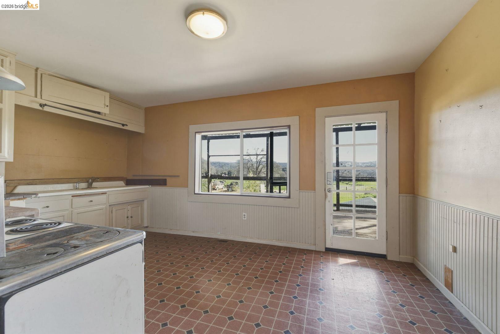 Detail Gallery Image 14 of 39 For 16129 Jacksonville Rd, Jamestown,  CA 95327 - – Beds | – Baths