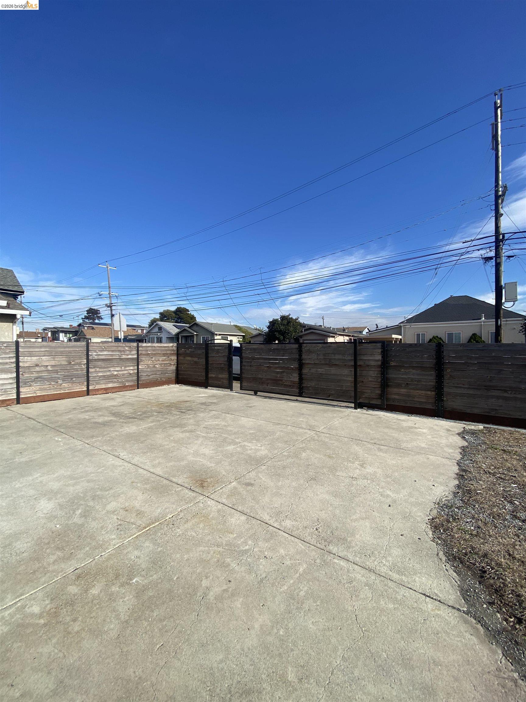 Detail Gallery Image 3 of 5 For Chanslor Ave, Richmond,  CA 94801 - – Beds | – Baths