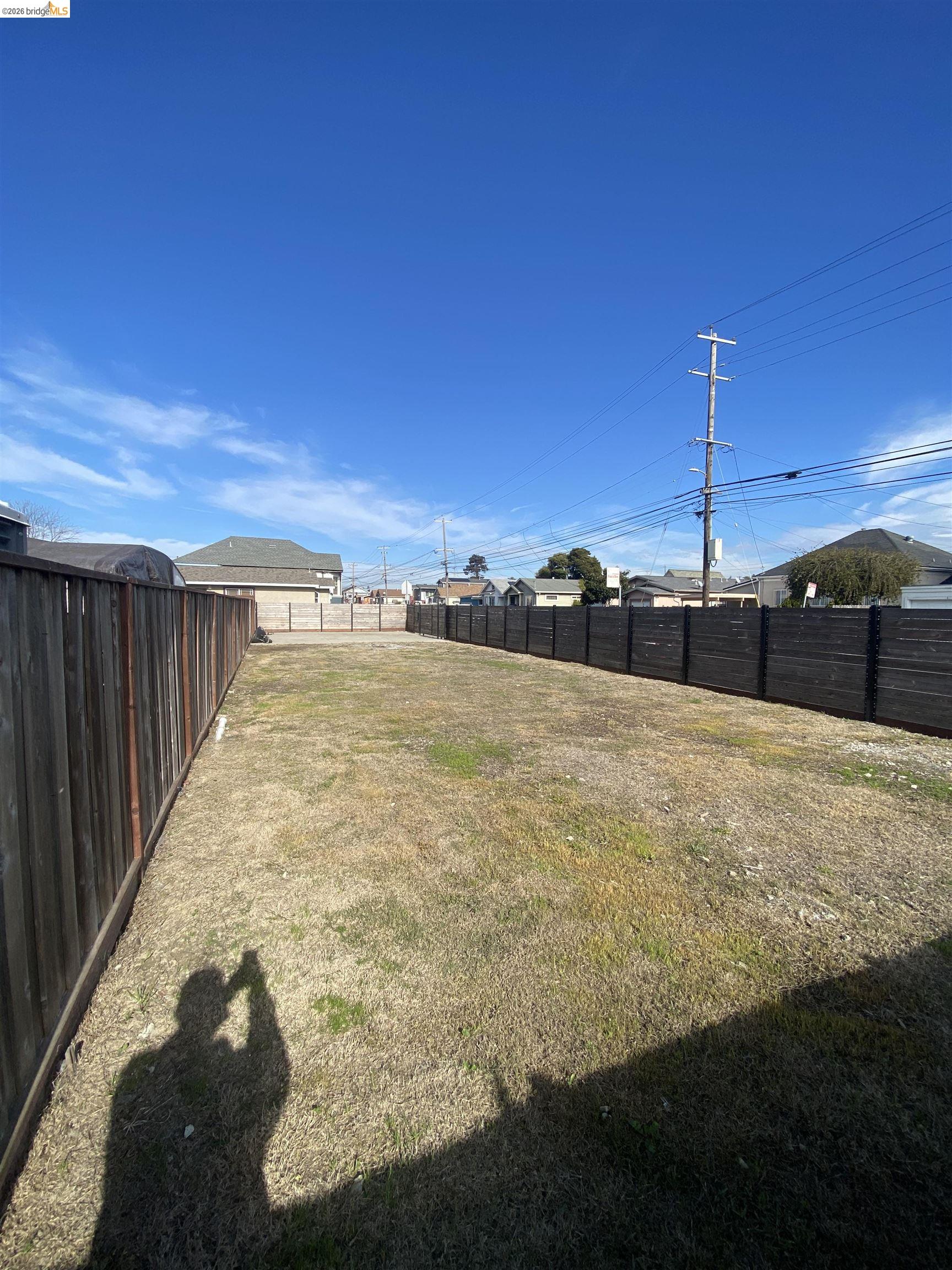 Detail Gallery Image 5 of 5 For Chanslor Ave, Richmond,  CA 94801 - – Beds | – Baths