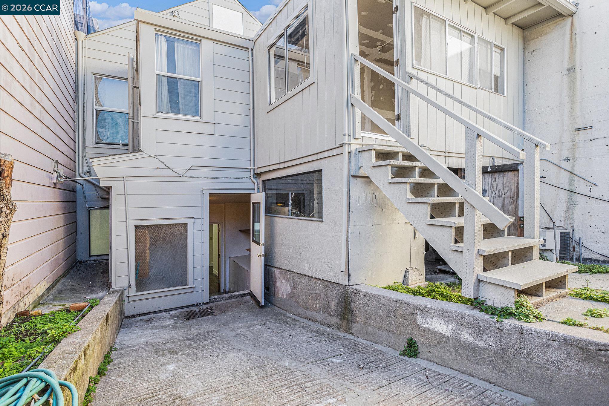 Detail Gallery Image 15 of 31 For 3755-3759 Mission St, San Francisco,  CA 94110 - – Beds | – Baths